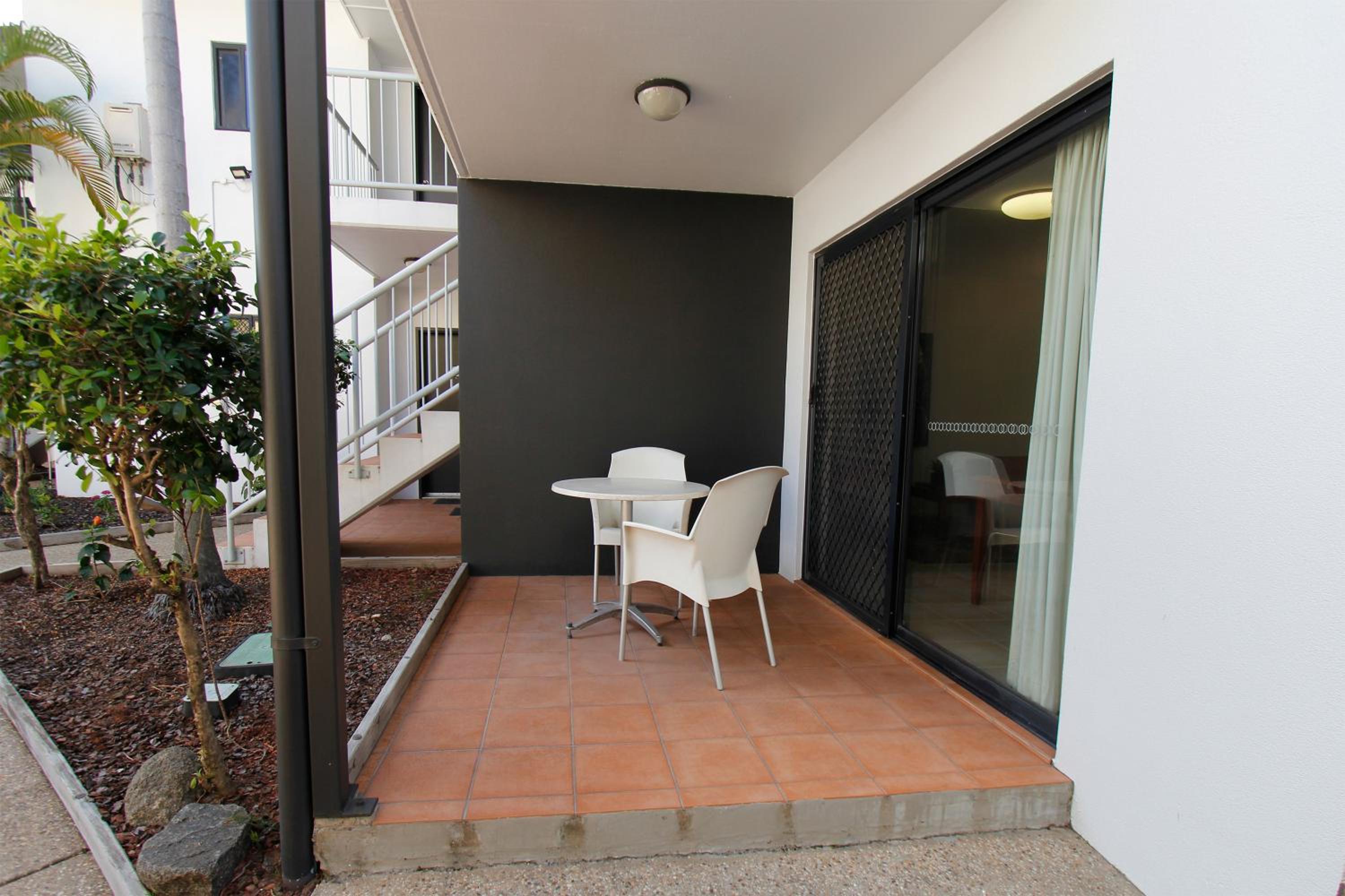 One-Bedroom Apartment - Photo 9