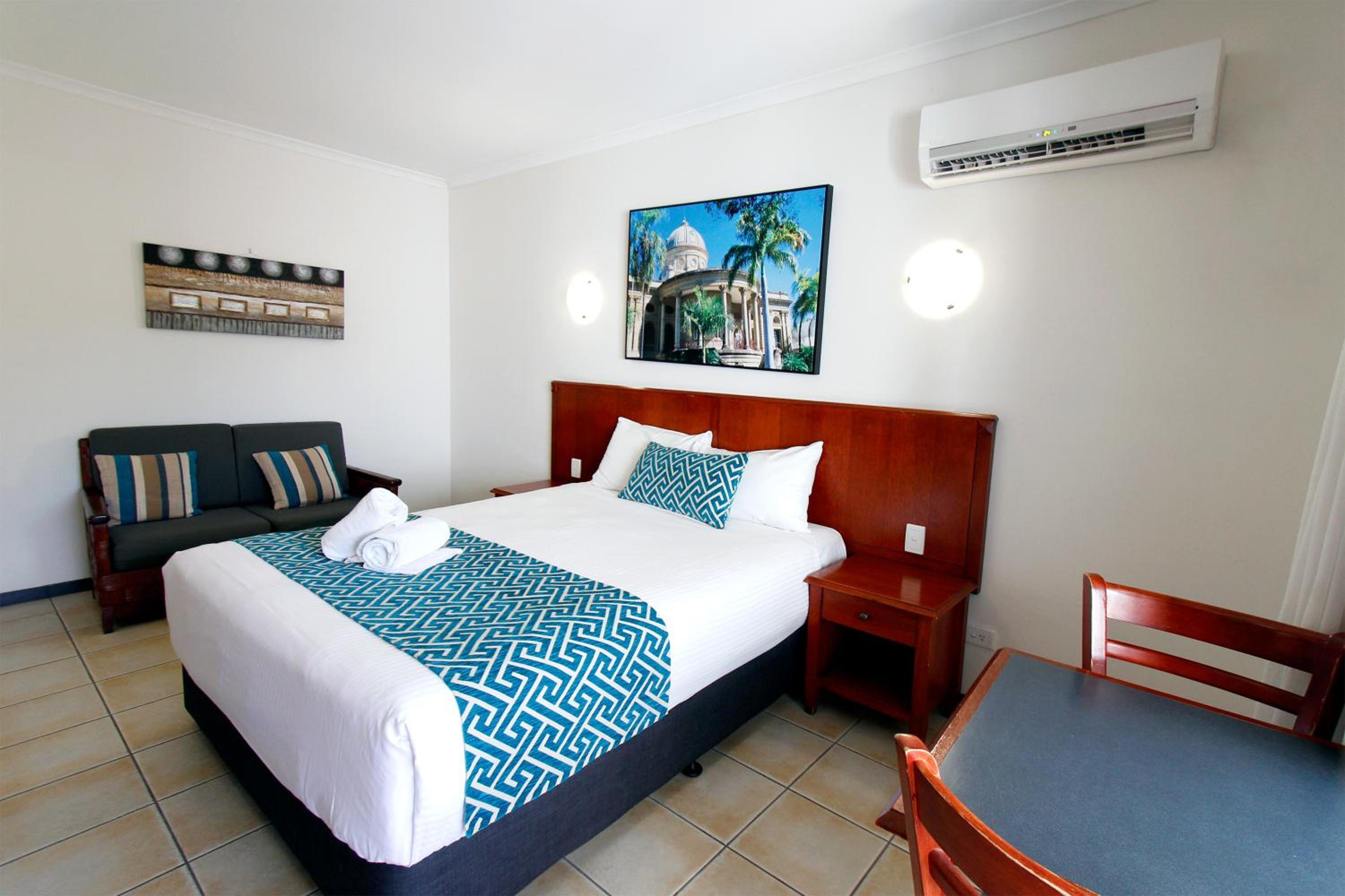 Executive Room - Photo 4
