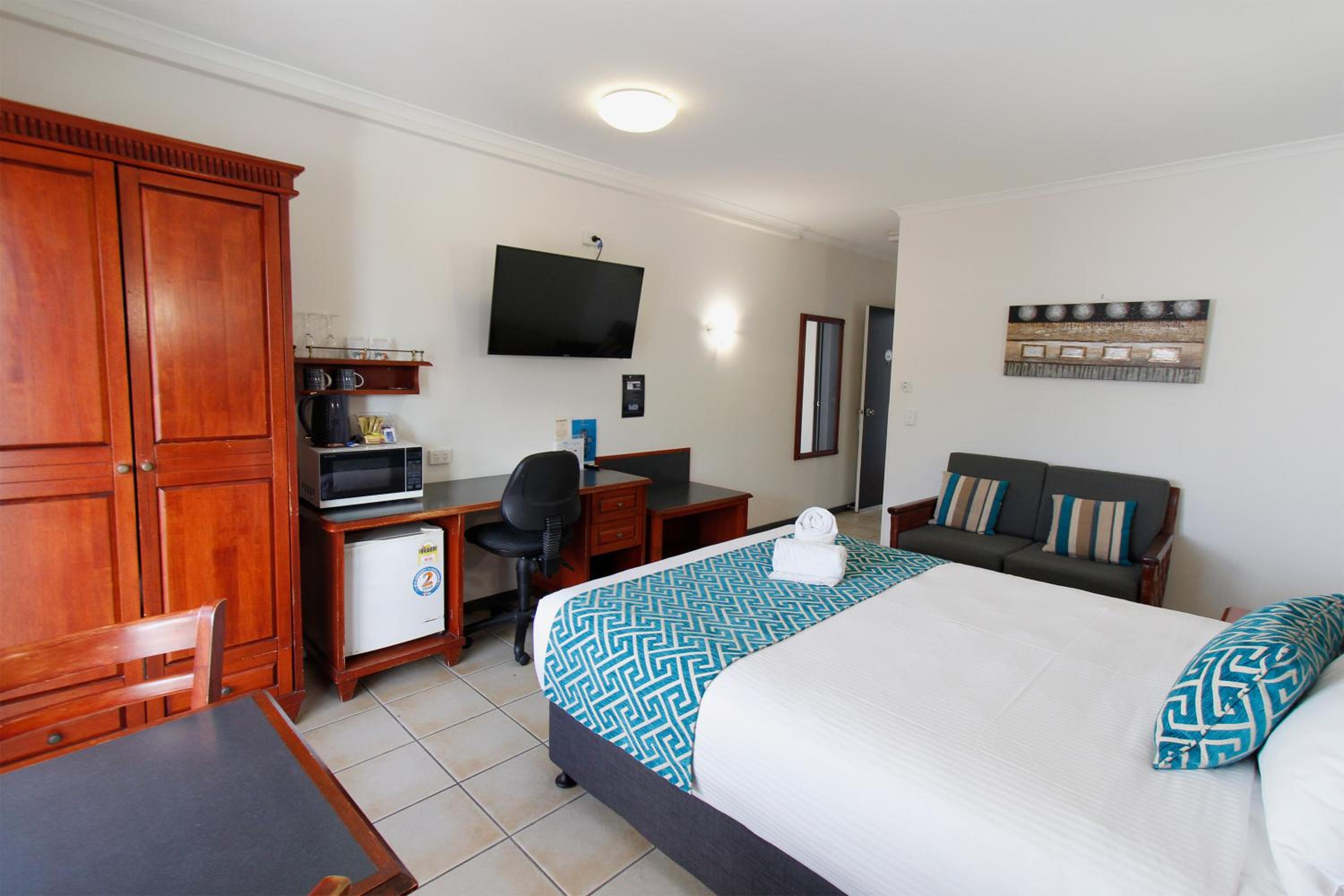 Executive Room - Photo 3