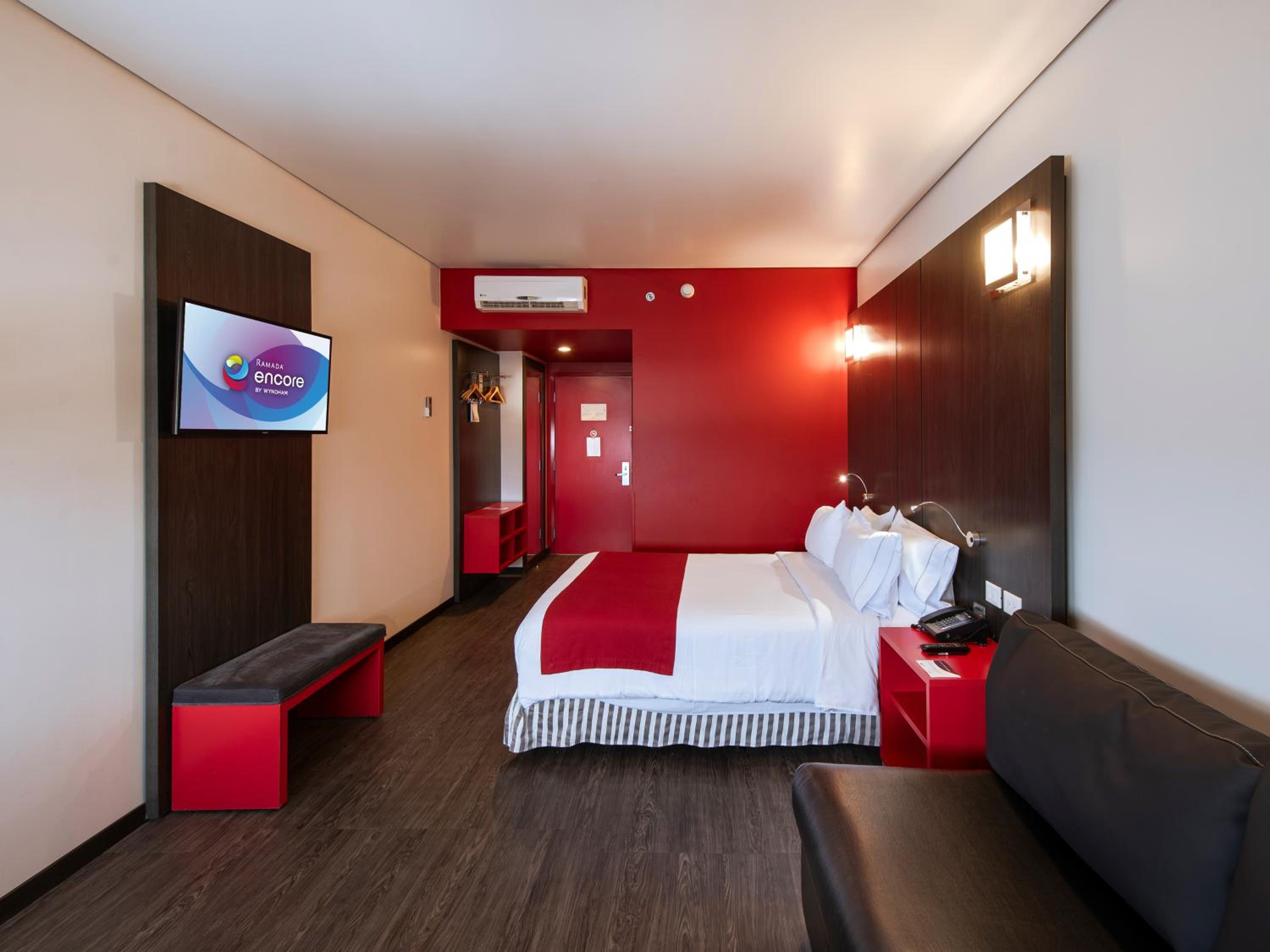 Queen Room - Mobility Access/Non-Smoking - Photo 2