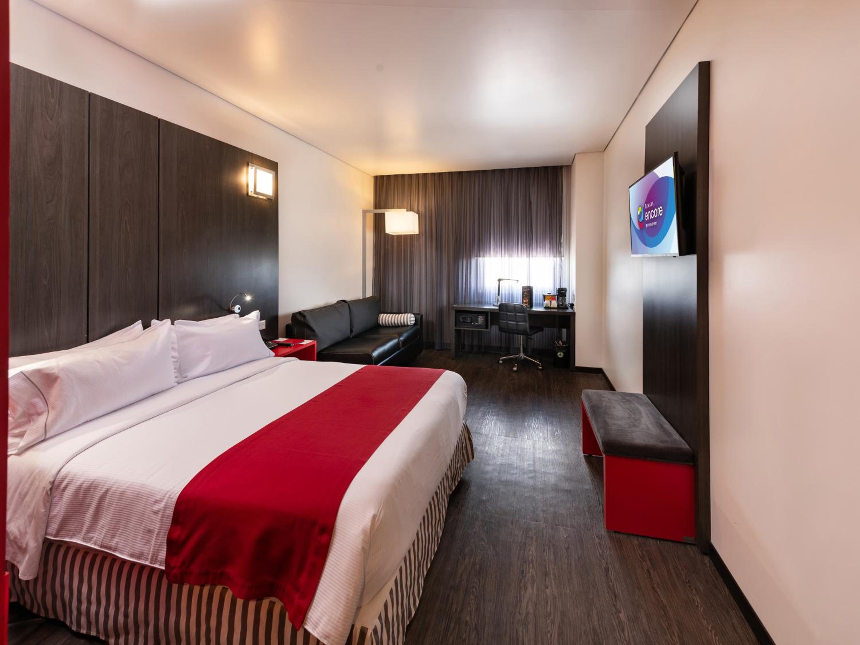 Queen Room - Mobility Access/Non-Smoking - Photo 1