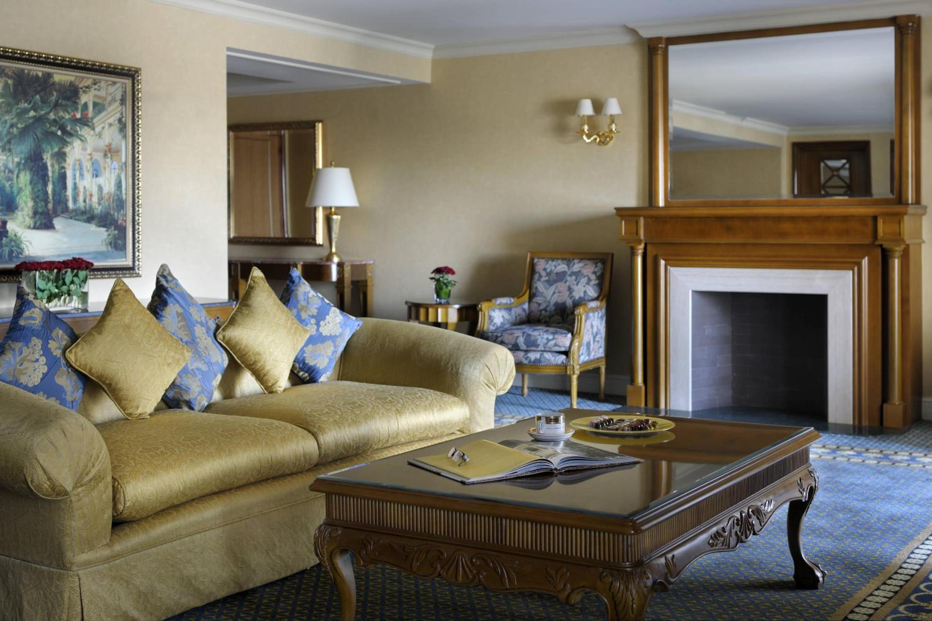 Ambassador Suite, 1 King, Balcony