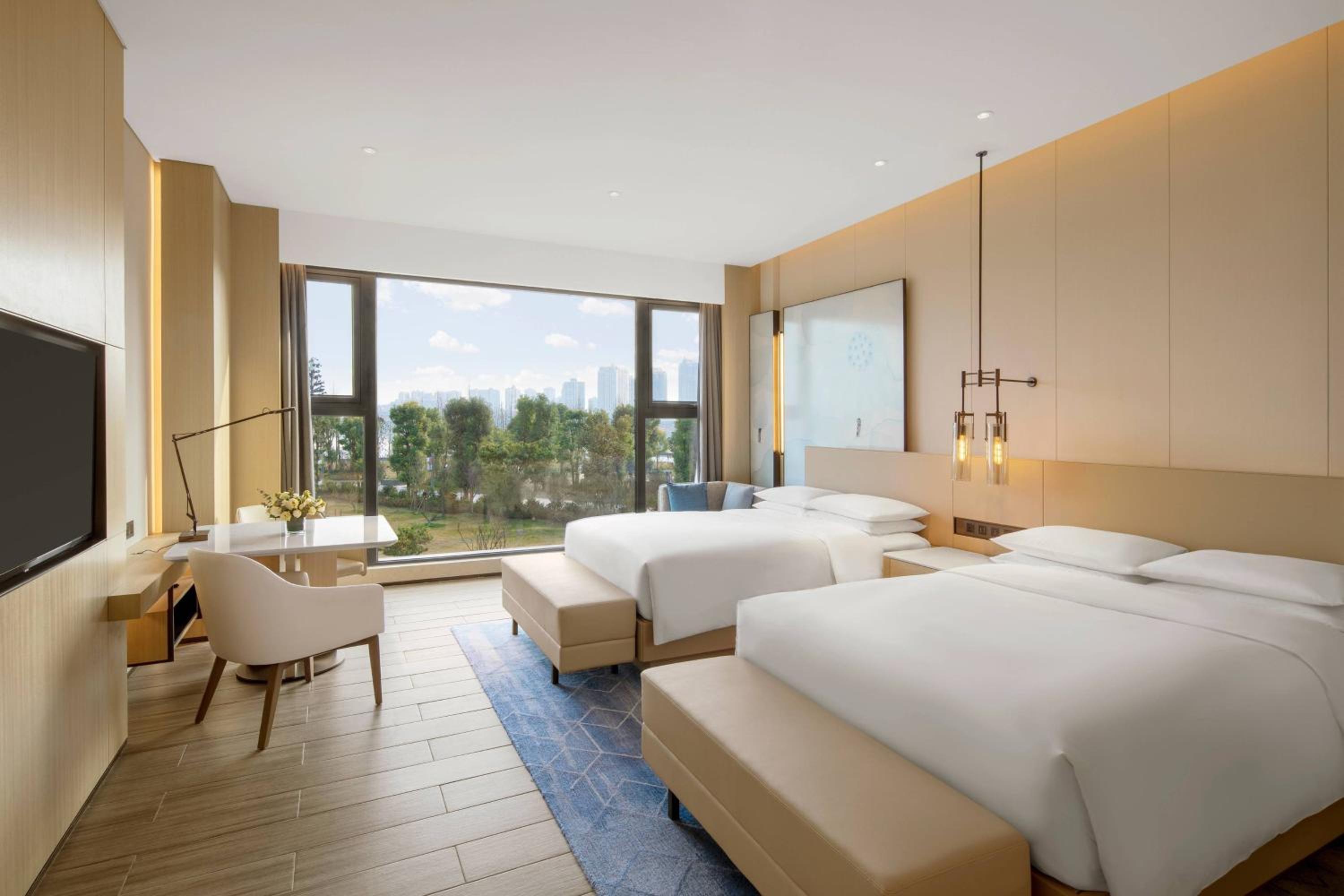 Deluxe Twin Garden View, Deluxe Guest room, 2 Double