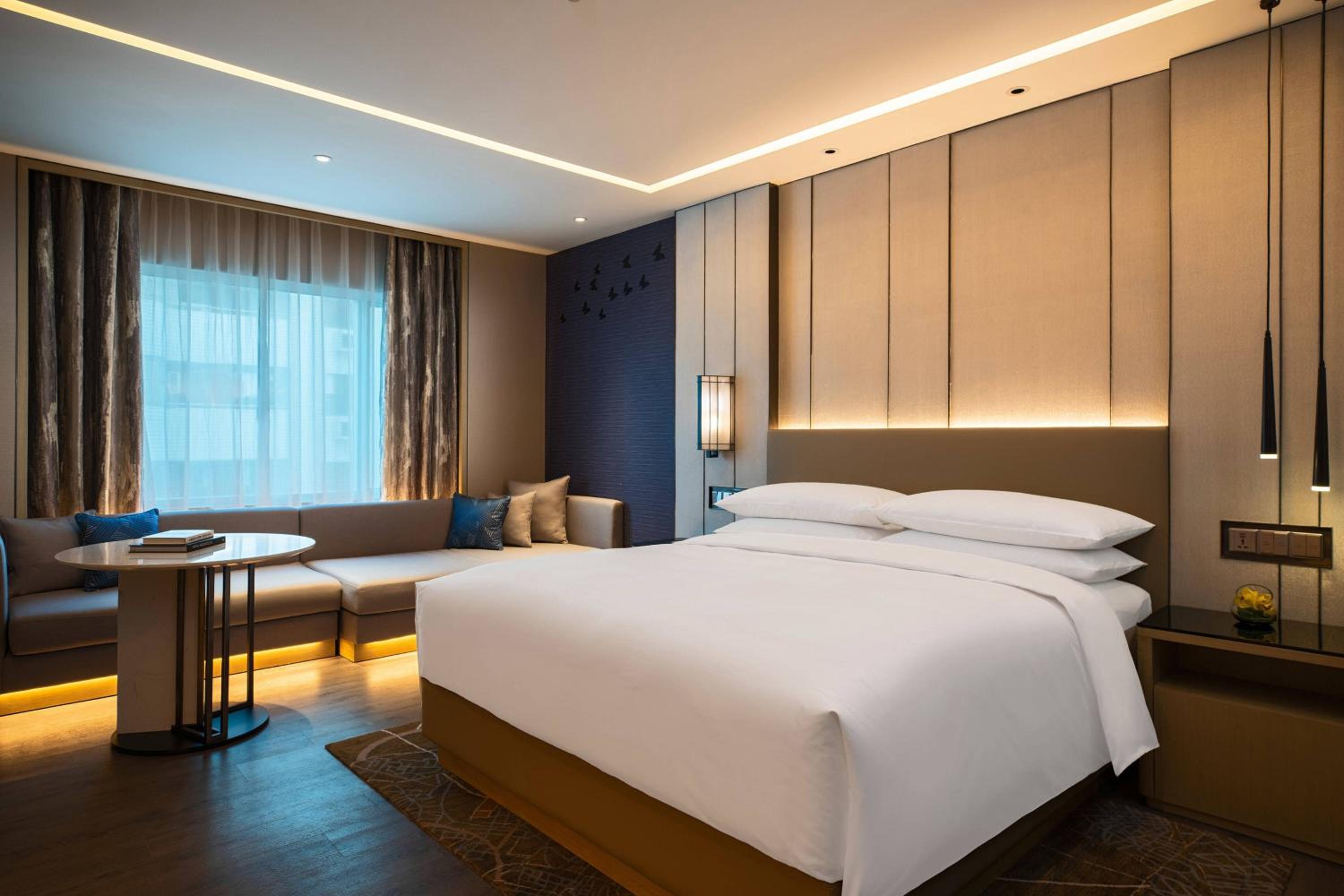 King Room - Executive Lounge Access - Photo 4