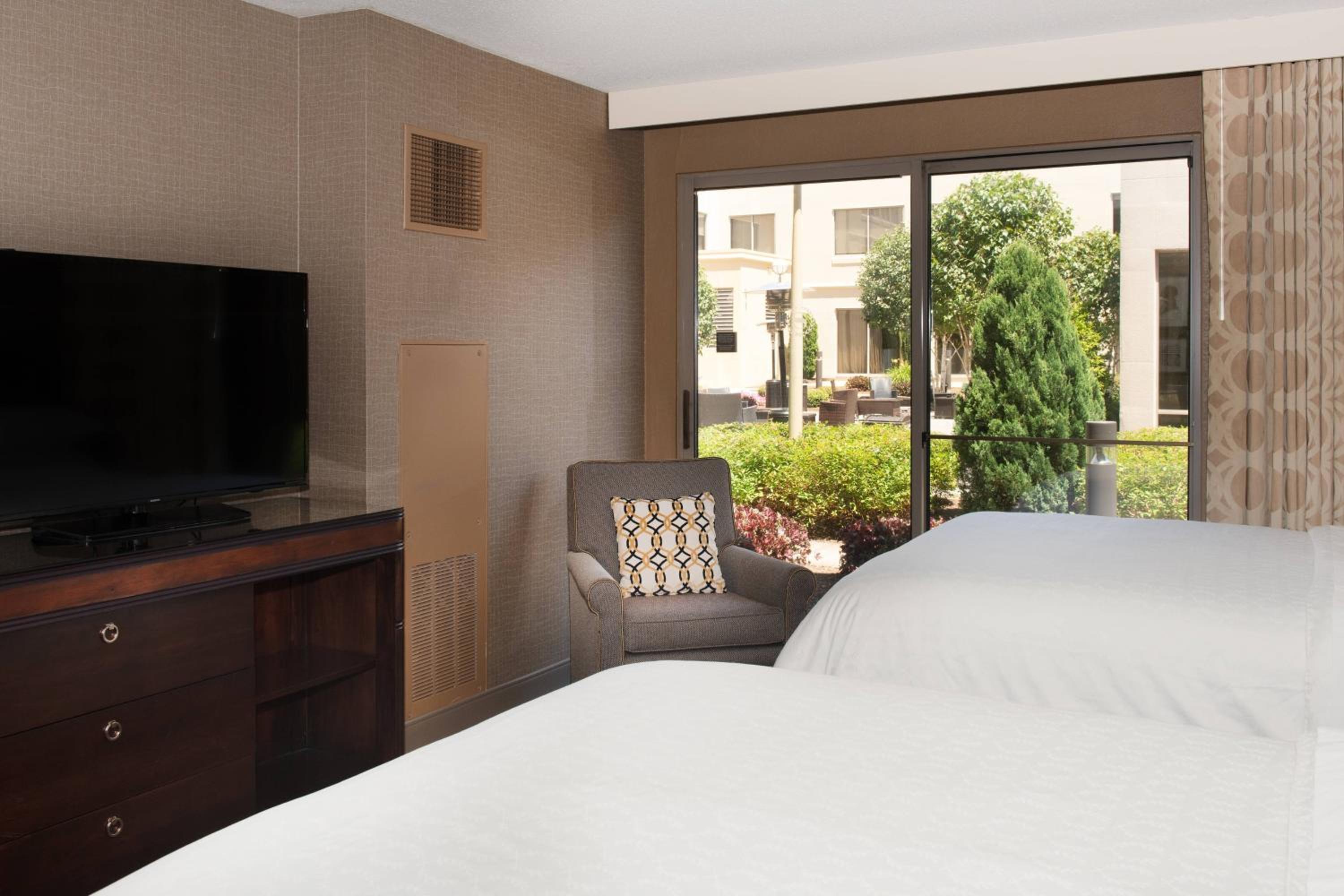 Standard Double Room with Two Double Beds - Ground Floor - Photo 1
