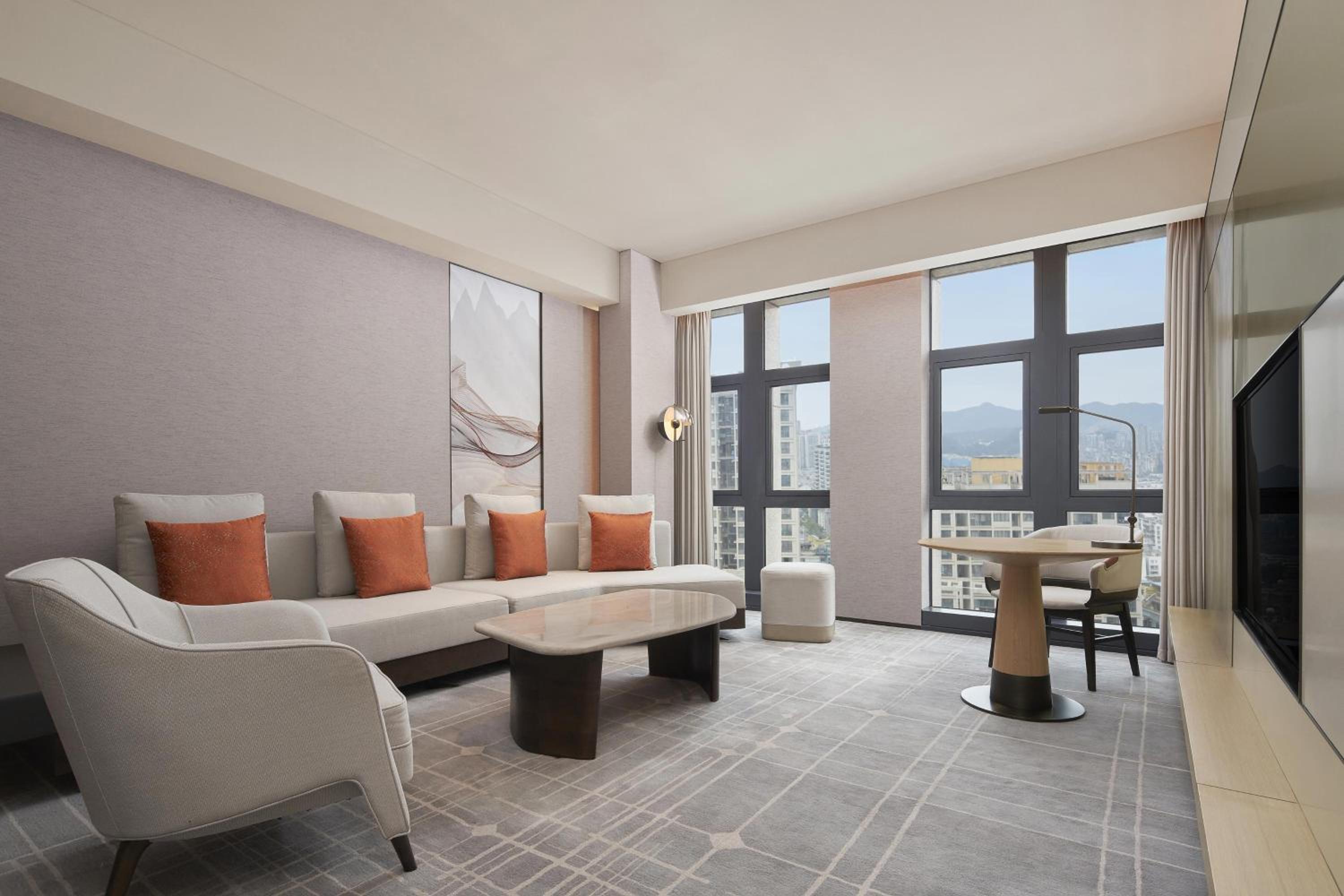 Executive Suite, Executive lounge access, 1 Bedroom Suite photo 2