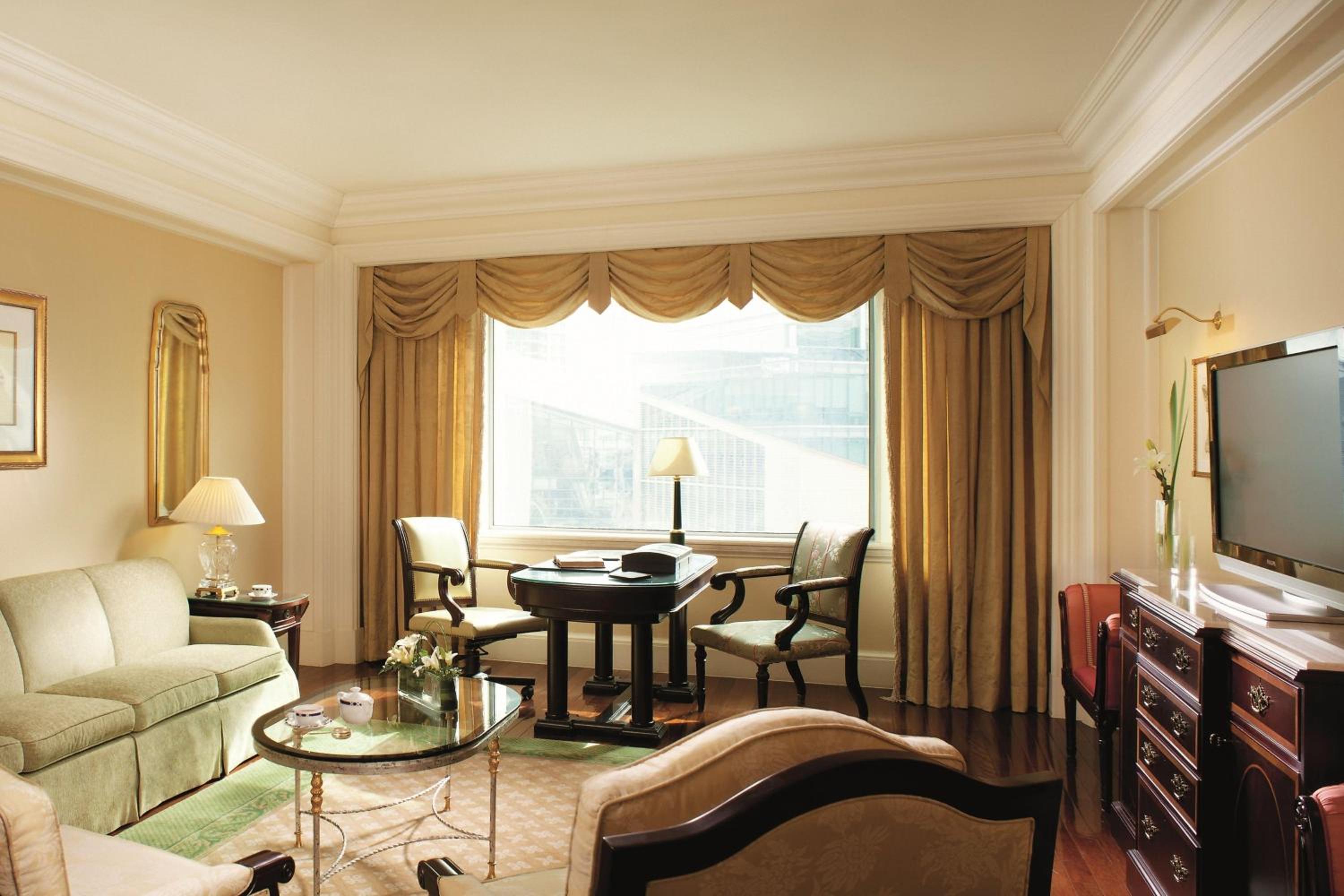 The Club Carlton Suite - Photo 5