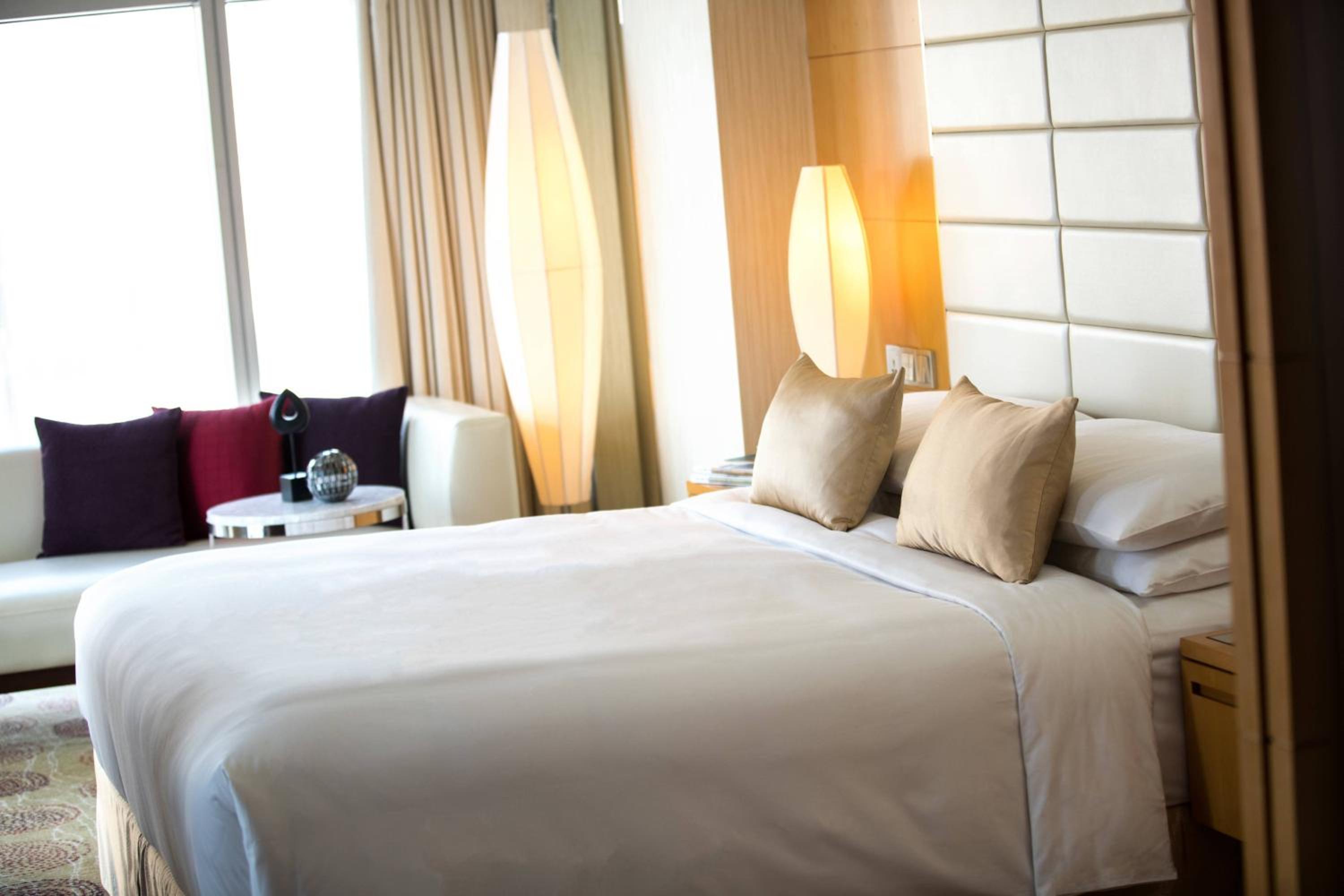 Premier King Room photo 1