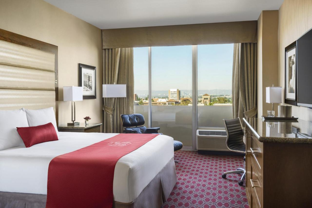 Executive suite, 1 king bed, executive level