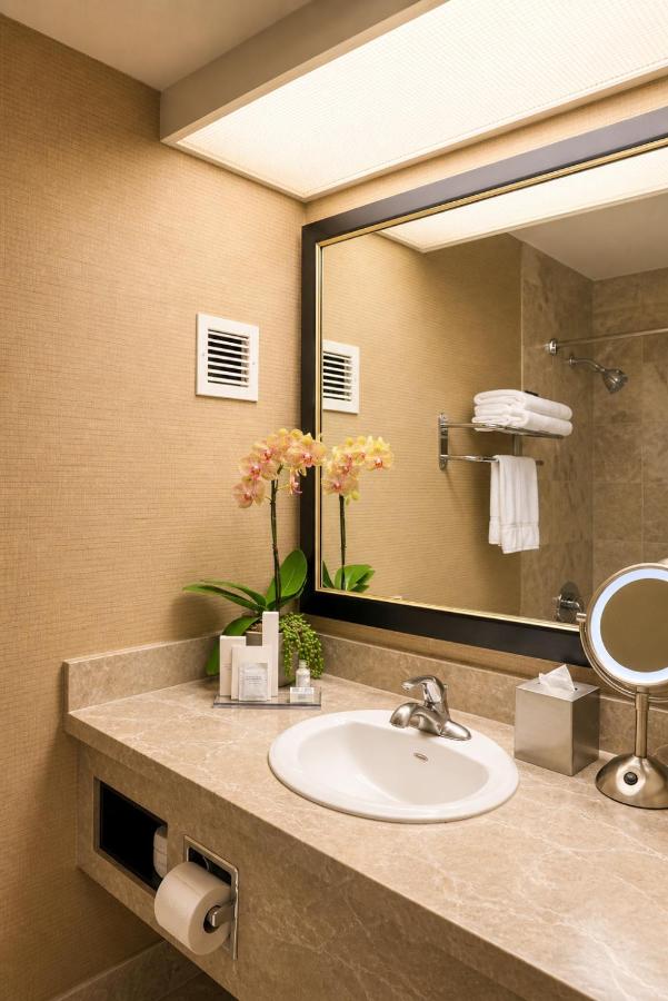 Deluxe Room, 2 Double Beds