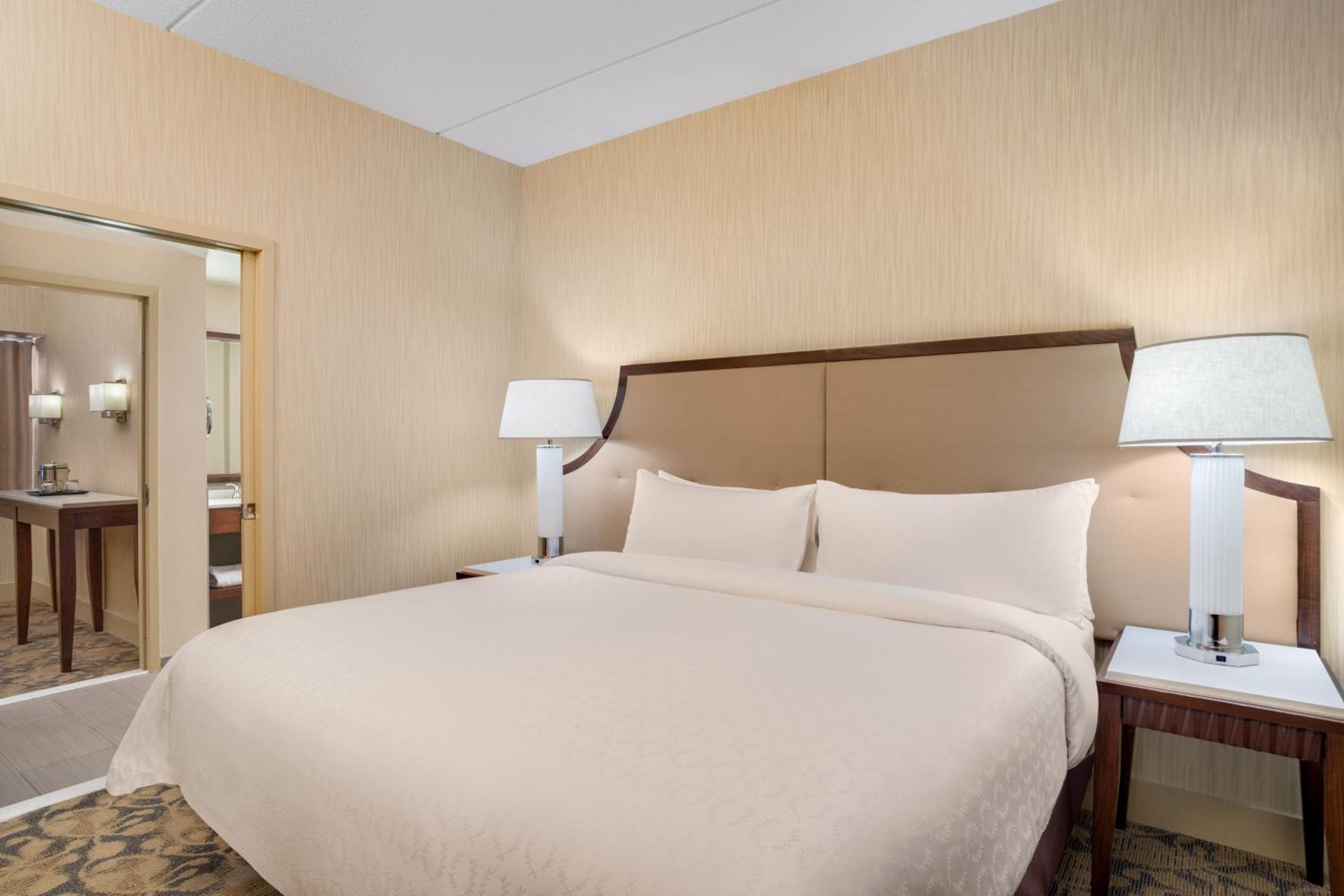 Executive Suite photo 2