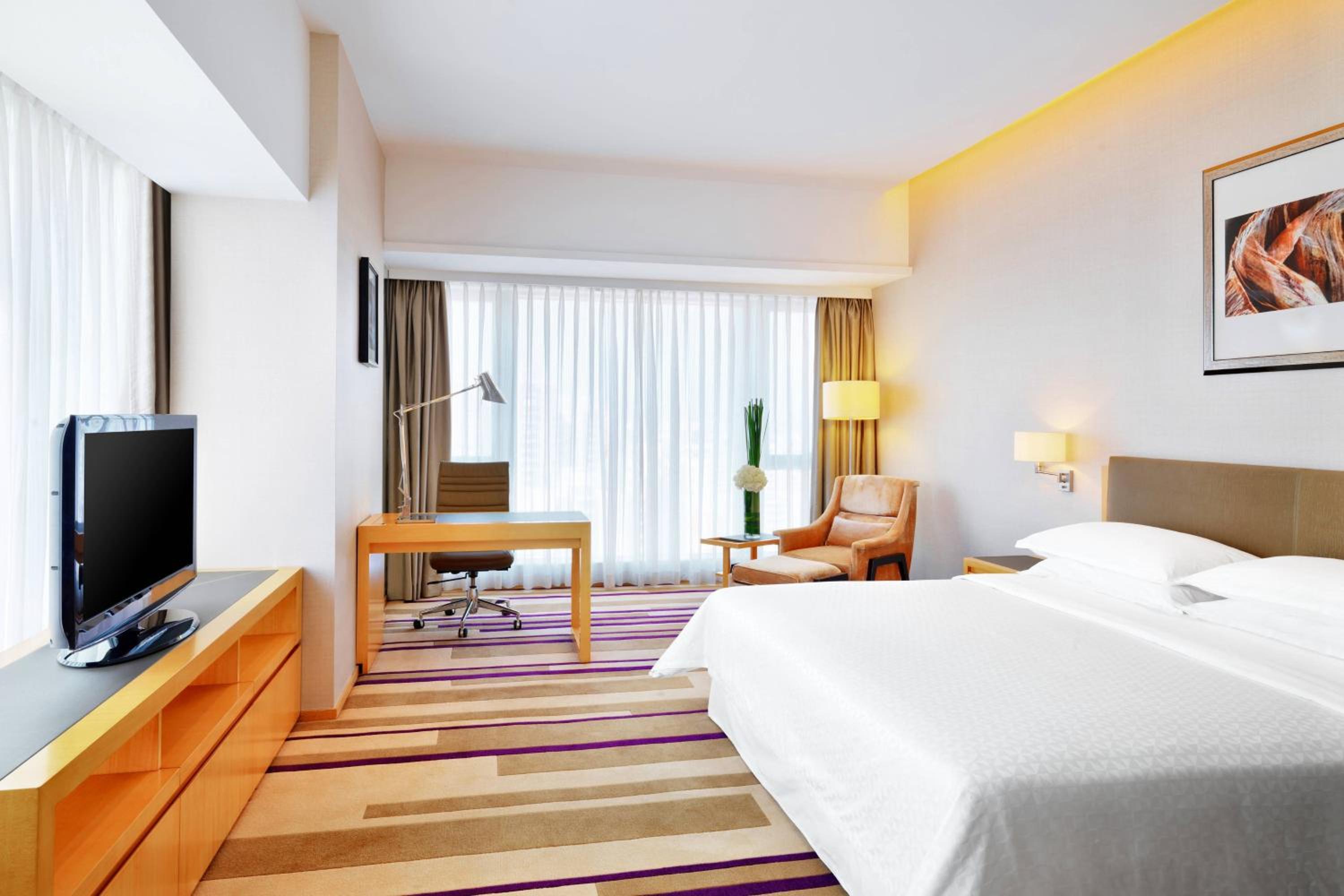 Comfort King Room - Photo 4