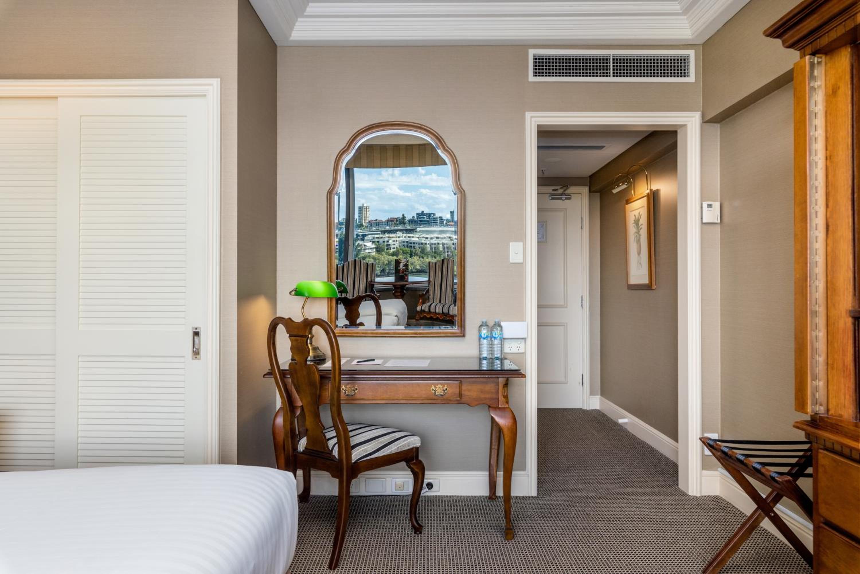 Superior Room with River view - Photo 2