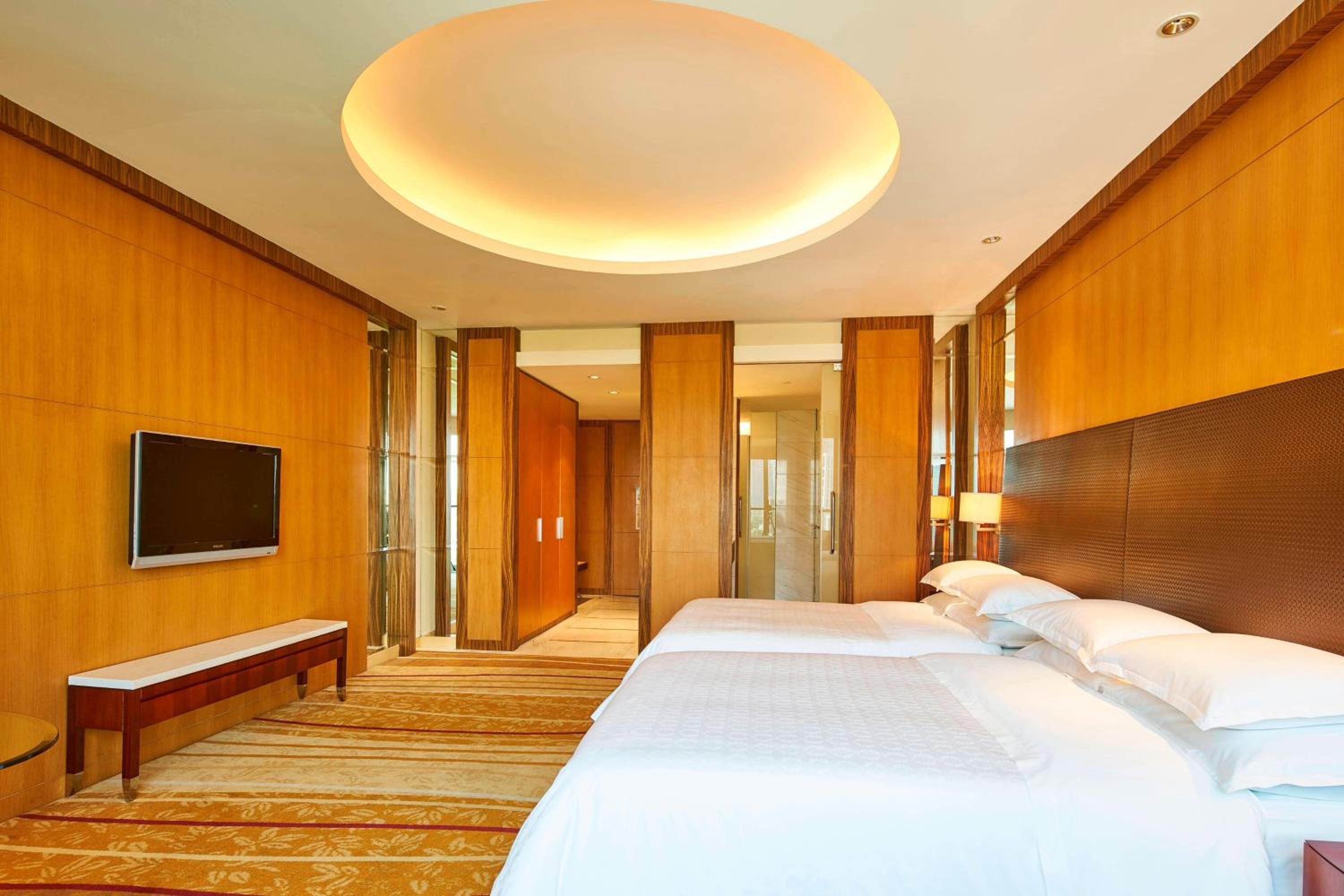 Deluxe Sea View Twin Room photo 3