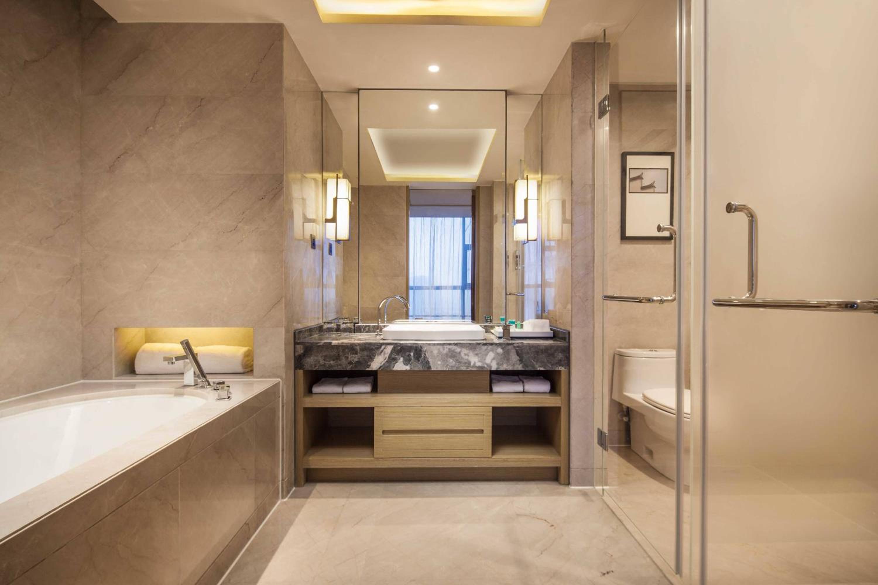Four Points Suite photo 2