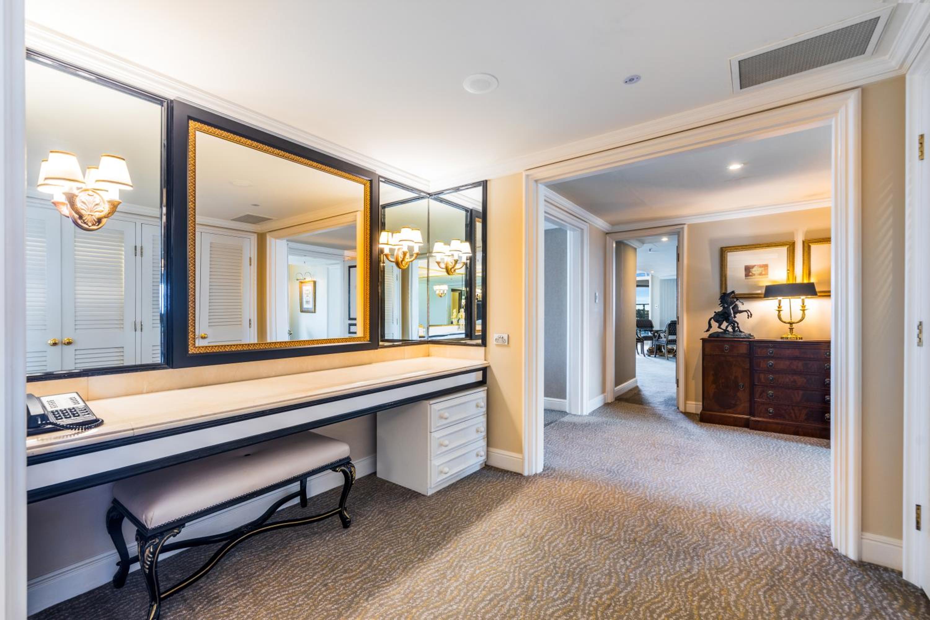 The Stamford Suite incl Breakfast and Parking - Photo 6