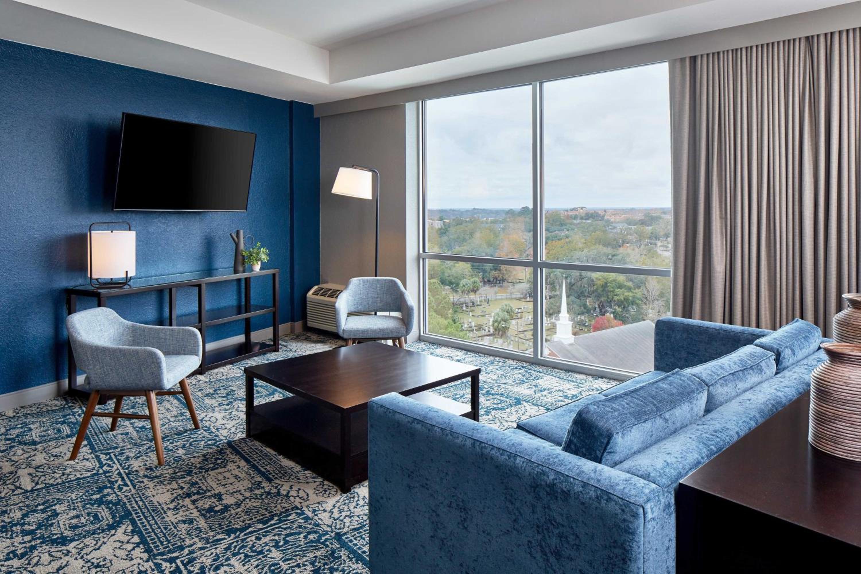 Presidential Suite, 1 King, Sofa bed photo 1