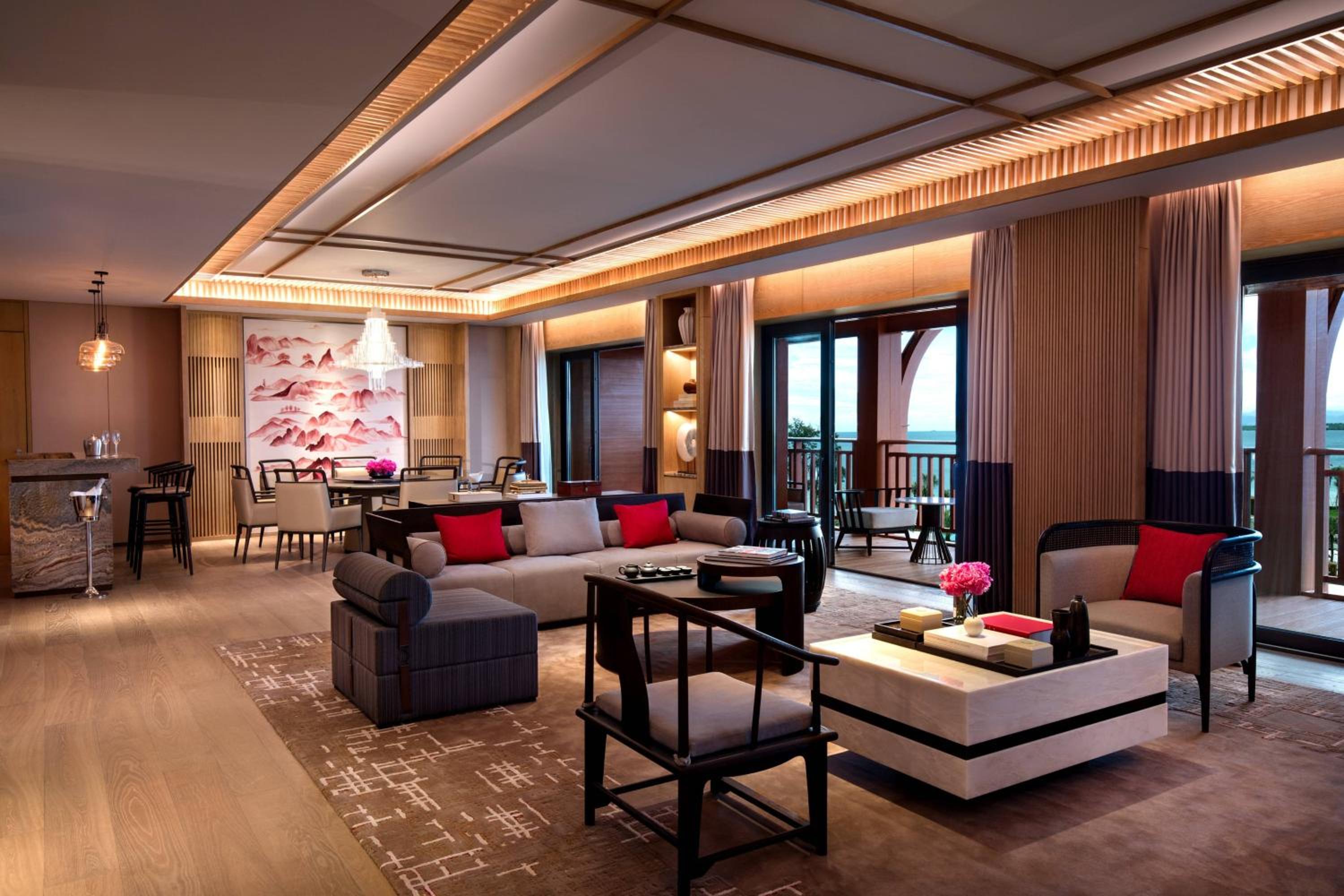 Presidential Suite, Executive level, Suite, 1 King, Sea view photo 2