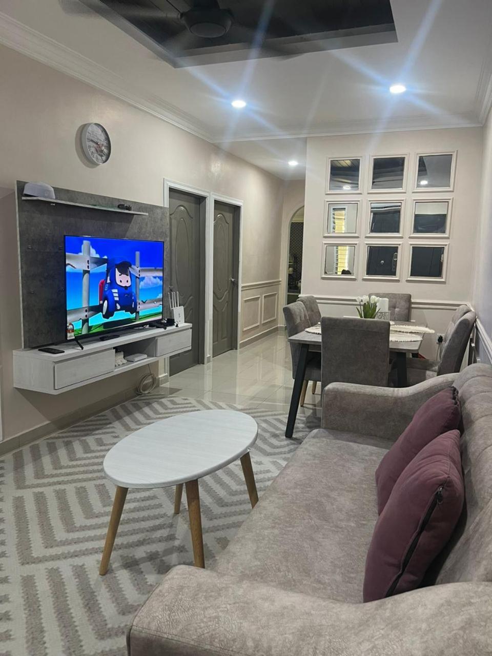 Three-Bedroom House photo 1