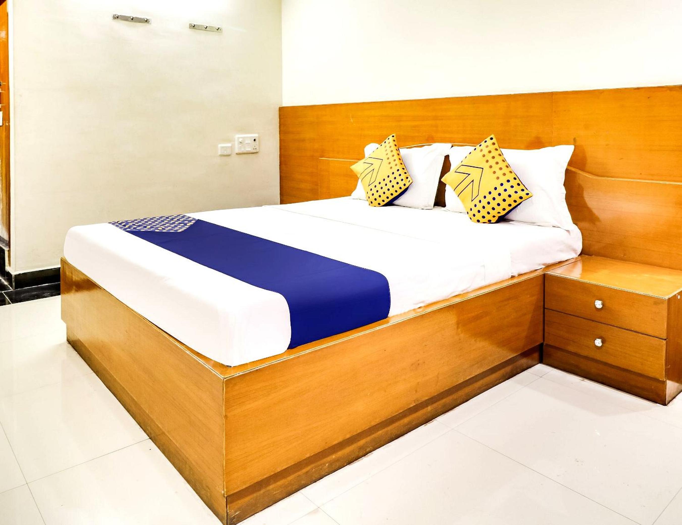 Triple Room with Bathroom - Photo 4