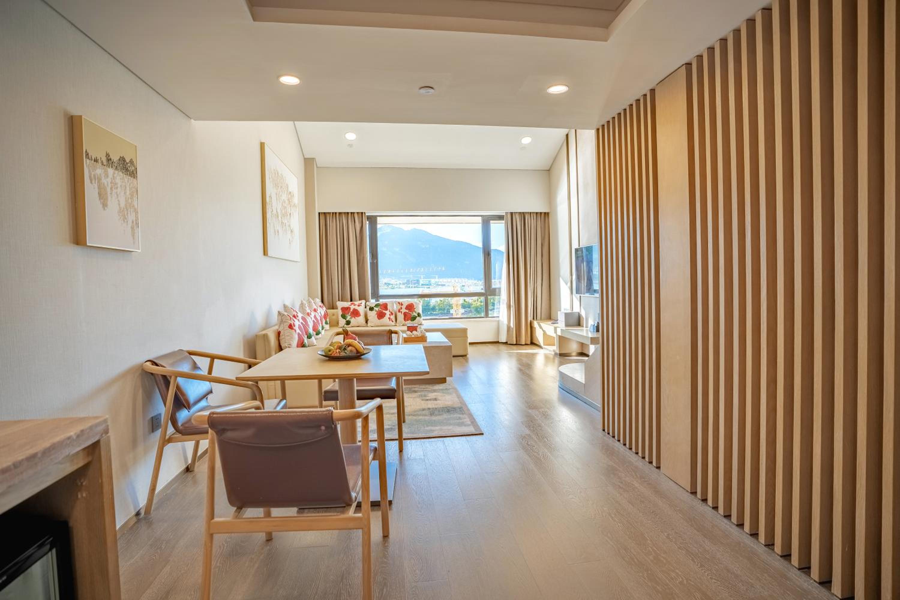Duplex Suite thumbnail 6