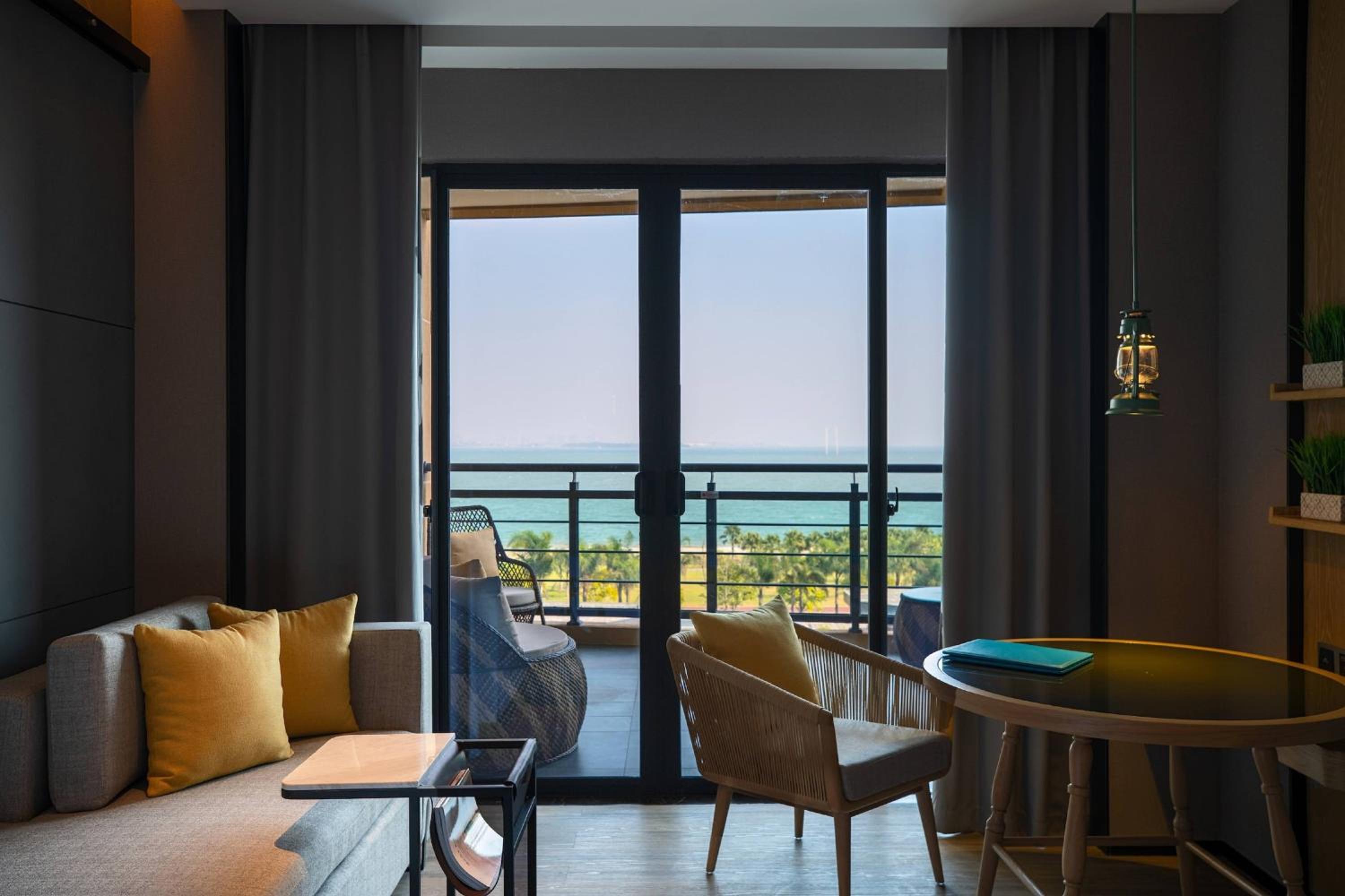 Superior Twin Room with Sea View photo 2