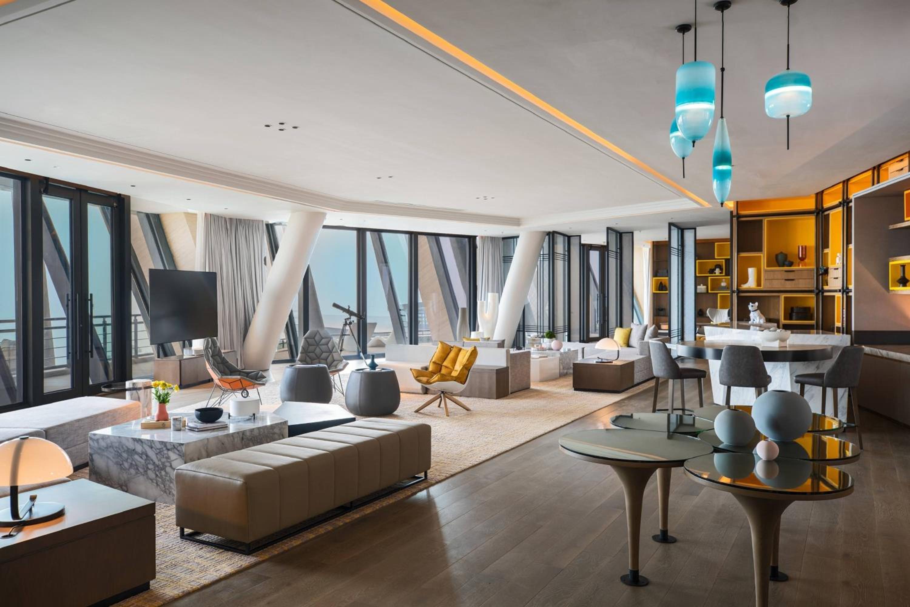 One-Bedroom Presidential Suite with Oceanfront - Photo 1