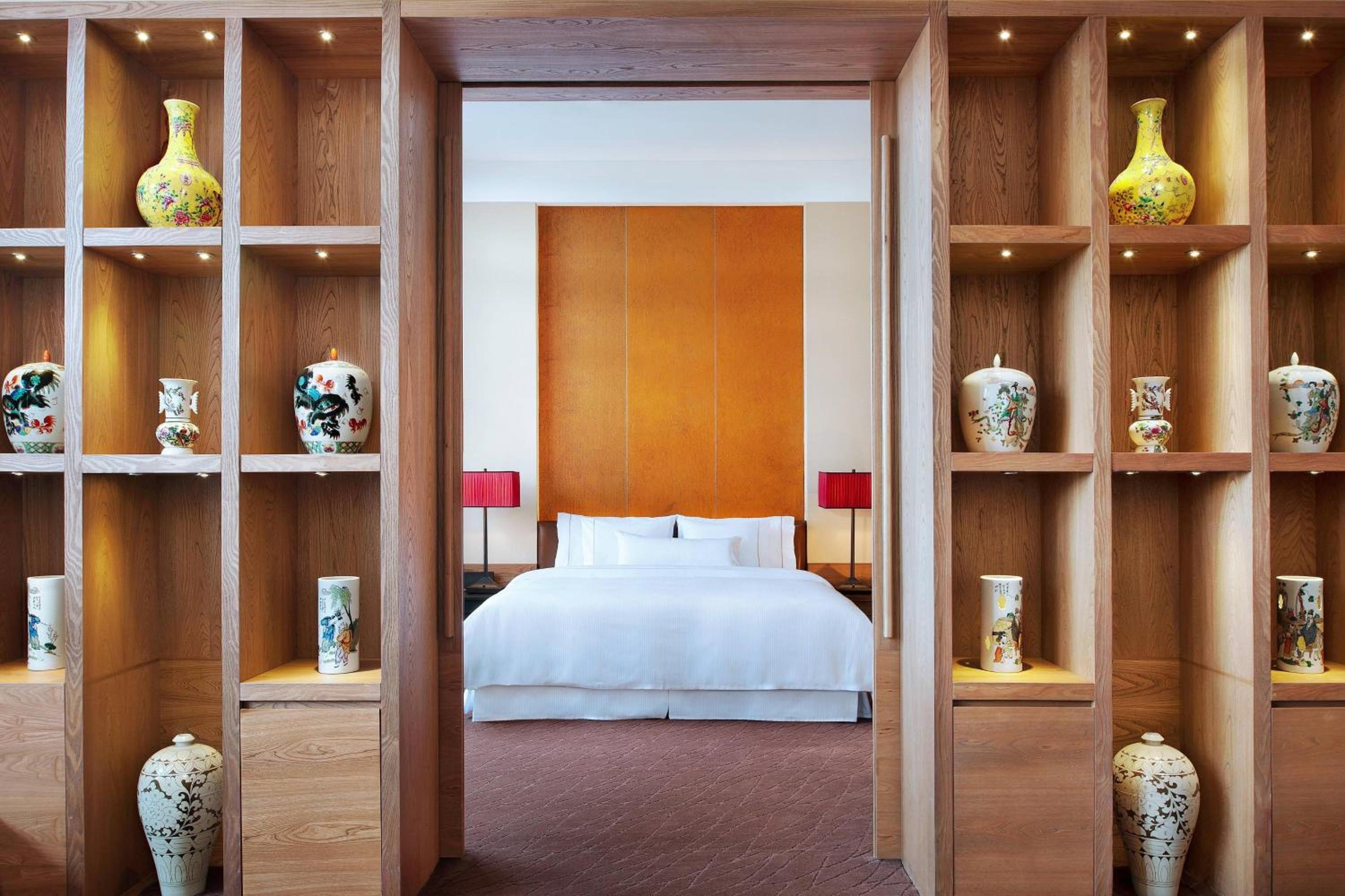 Executive Ste, 1 Bedroom Executive Suite - Club Lounge Access1 King