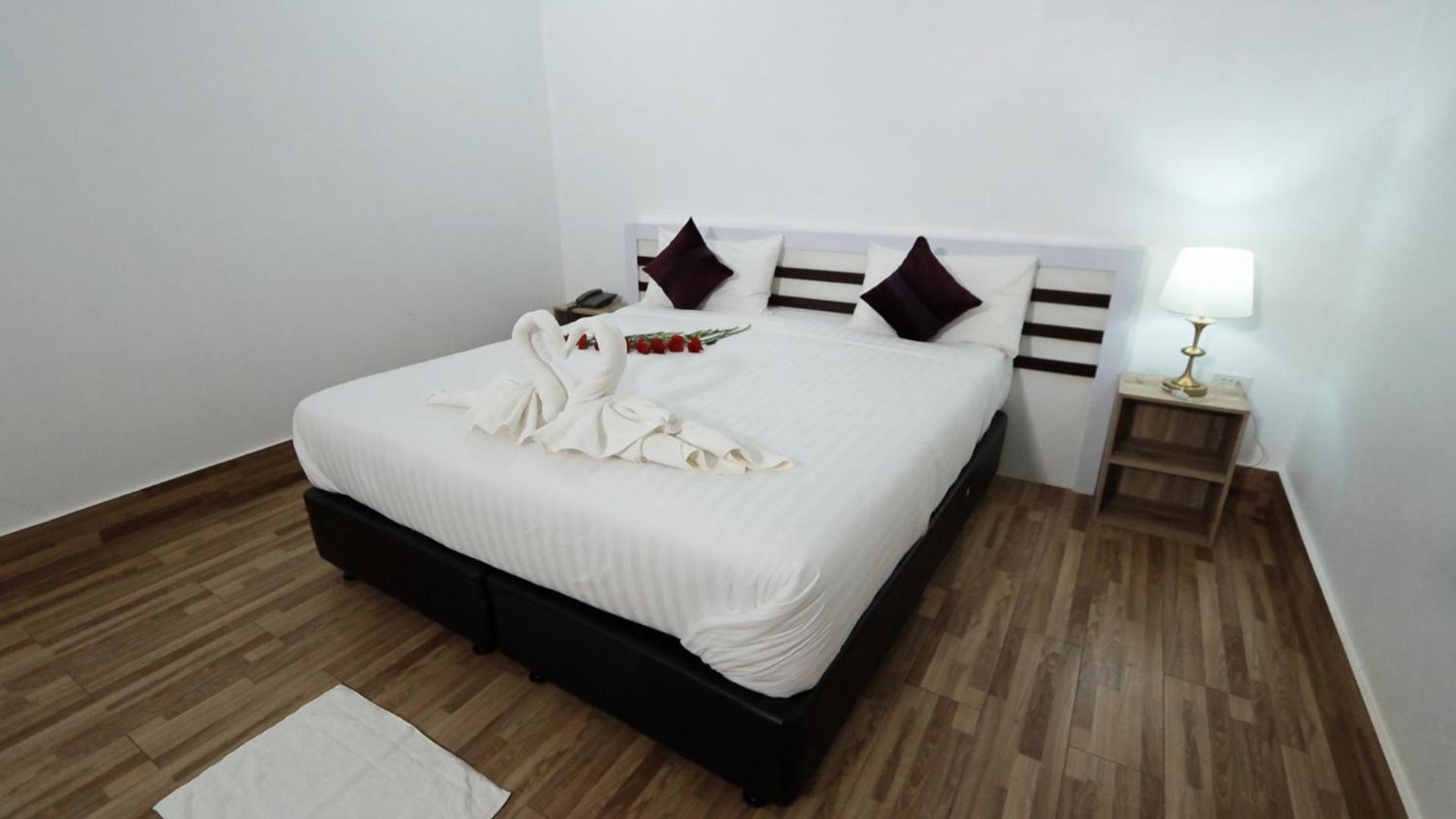 Deluxe Double Room photo 2