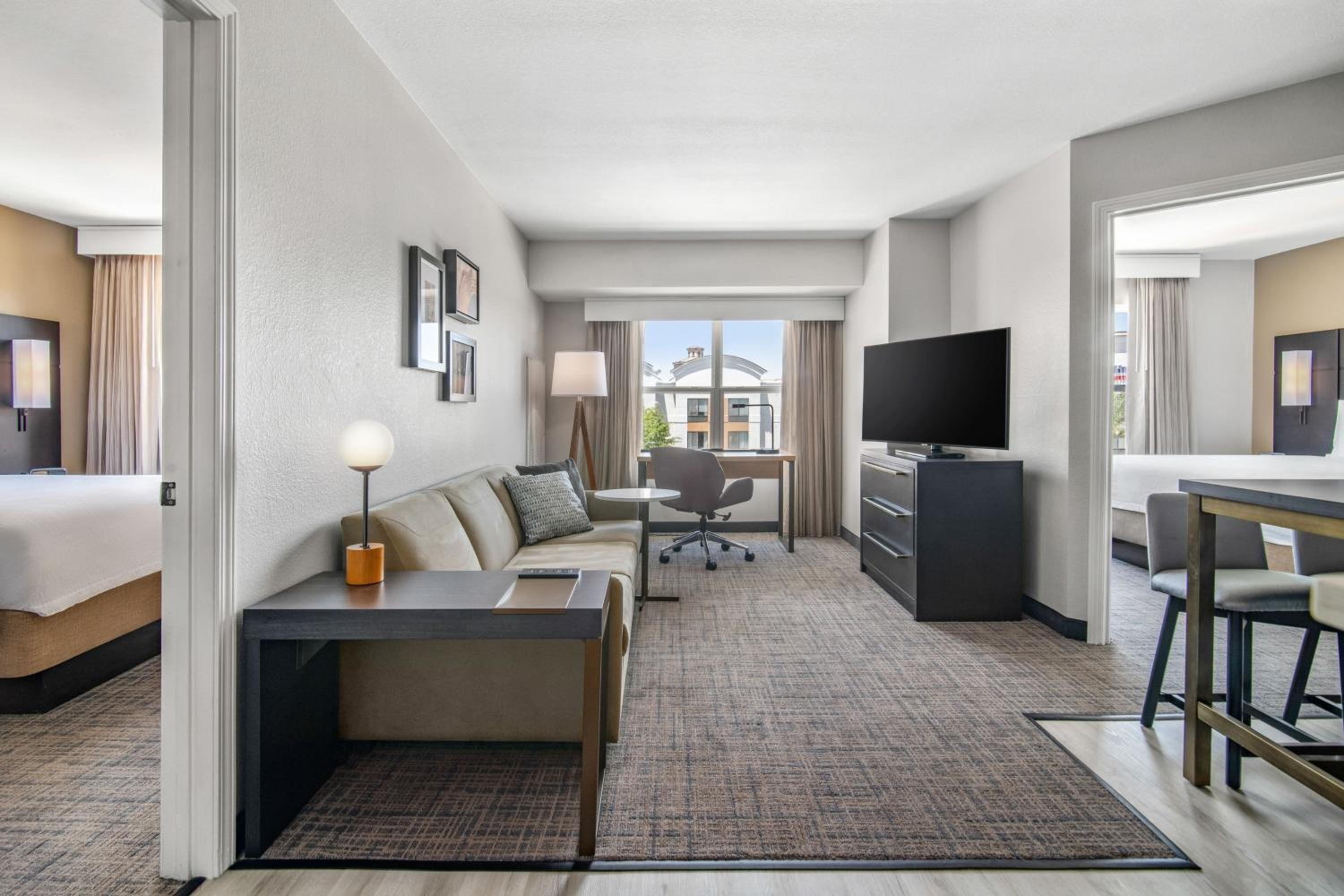 Two-Bedroom Suite with Sofa Bed - Photo 13