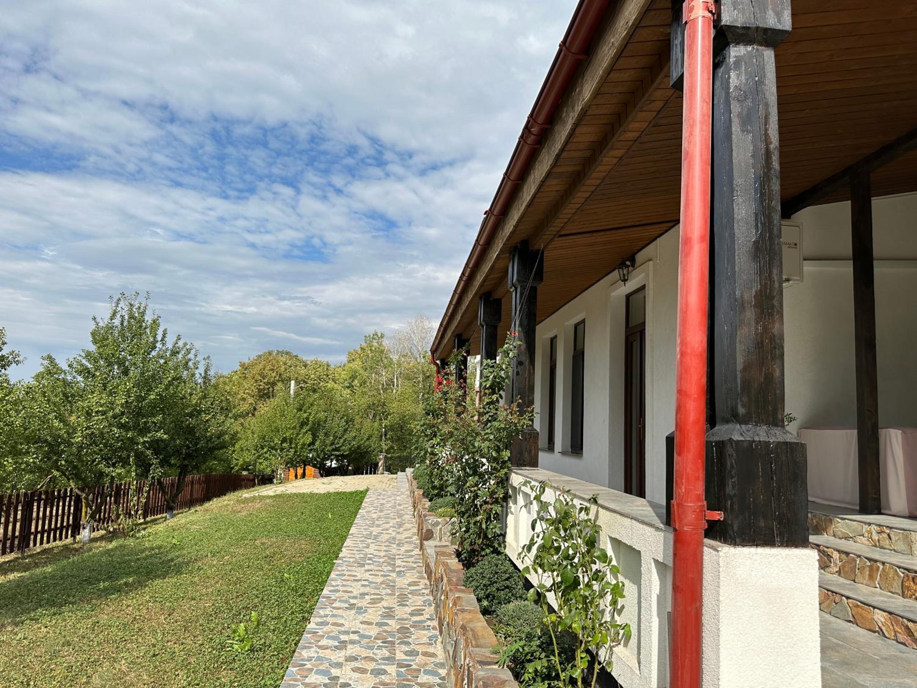 Deluxe Villa - Photo 13