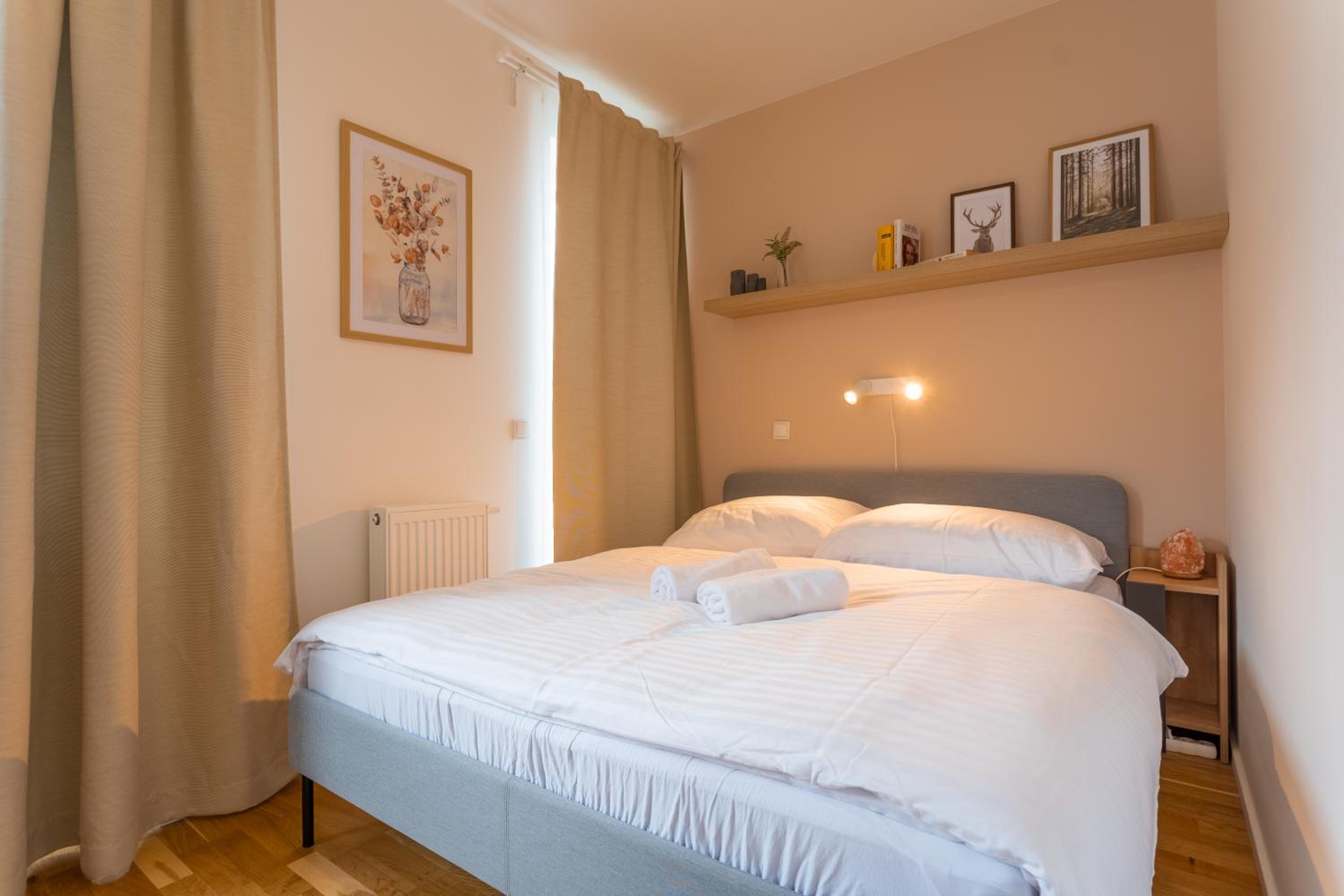 Studio Apartment photo 3