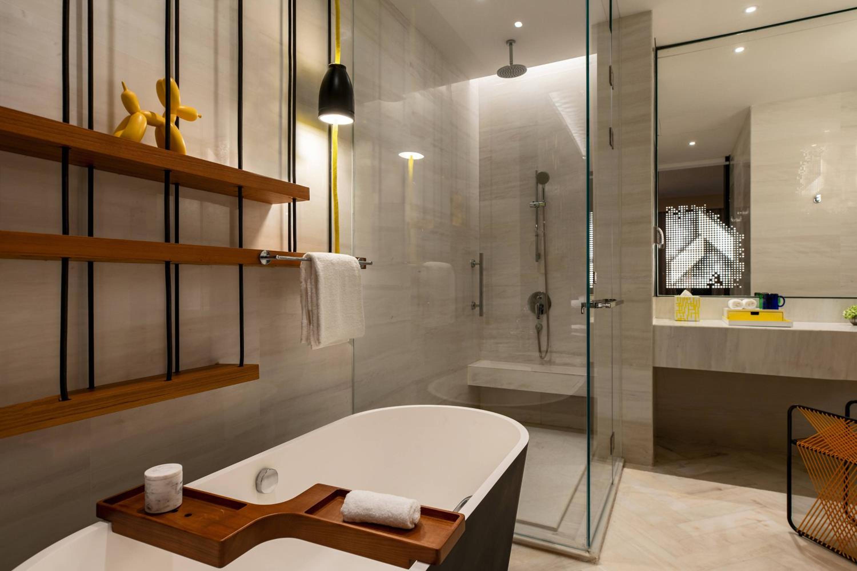 Club Suite with Executive Lounge Access photo 3