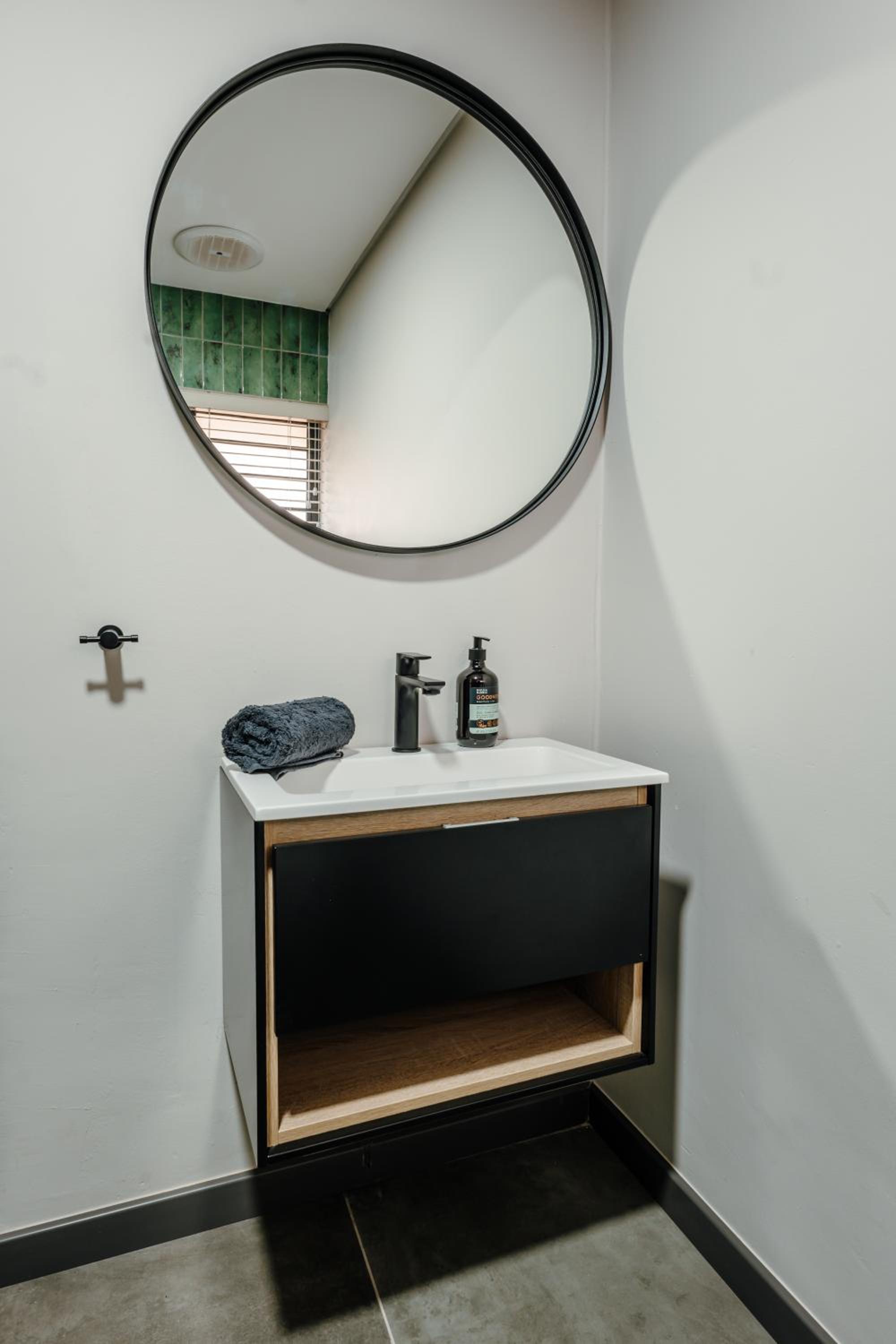 Classic Apartment photo 1