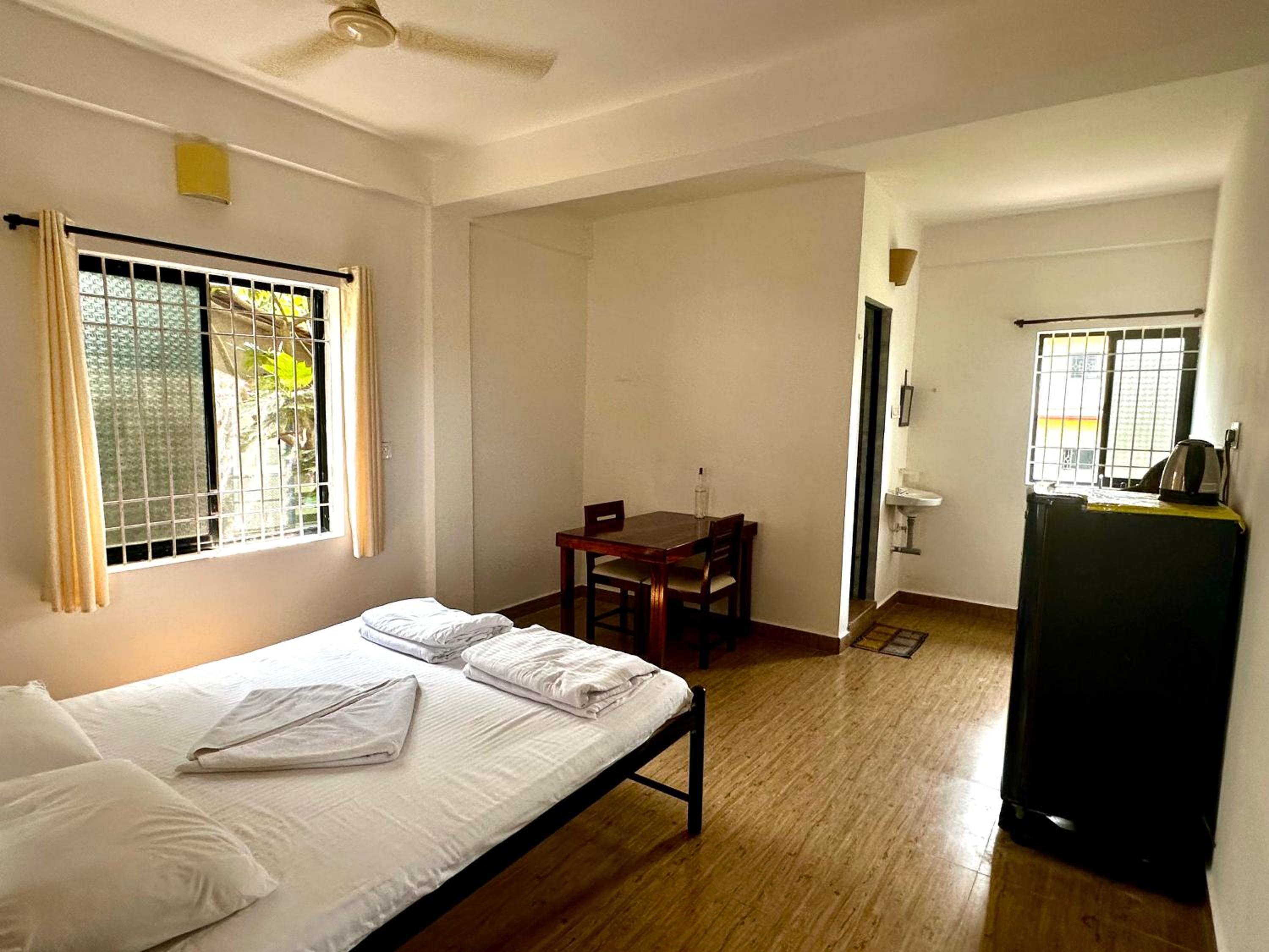 Apartment With Balcony photo 1