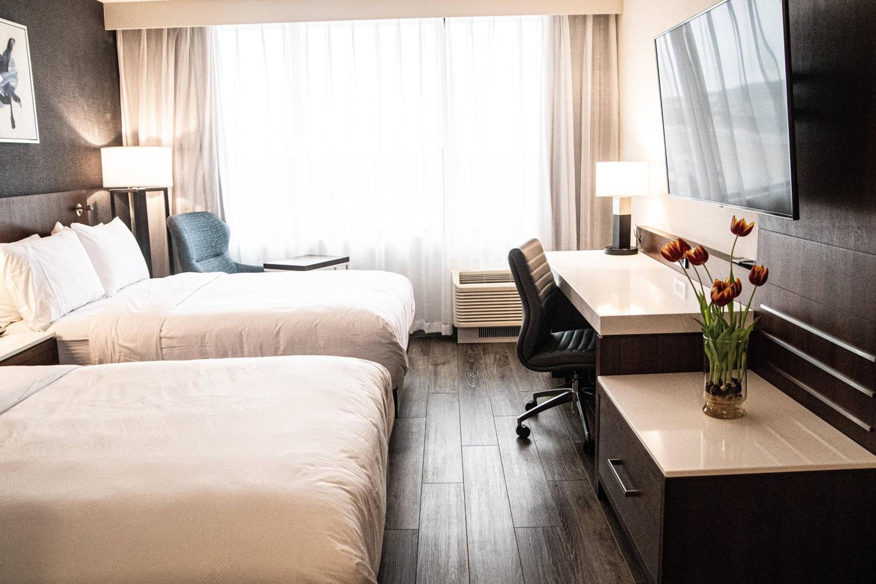 Double Room with Two Double Beds - Photo 4