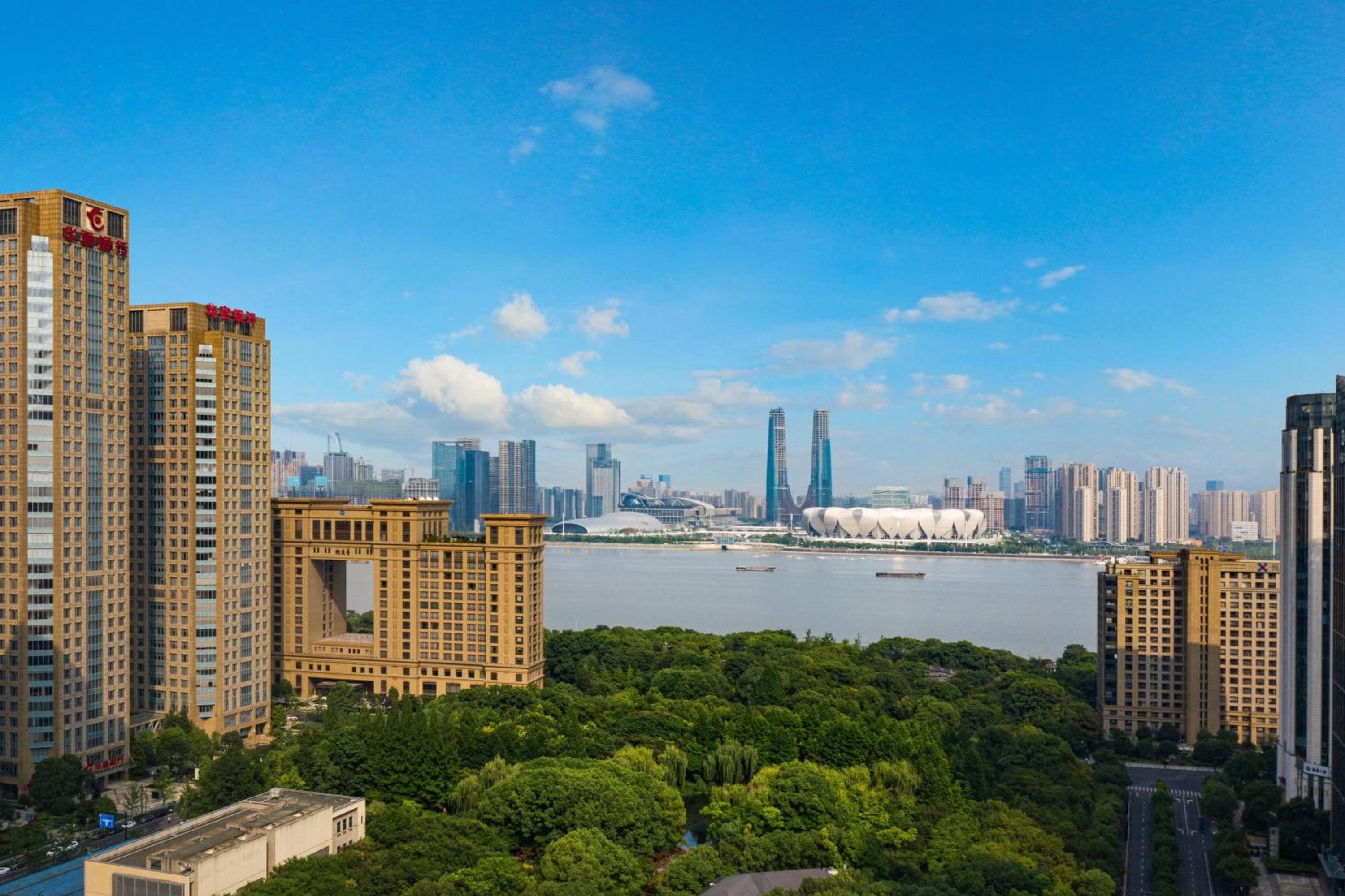 豪华客房, 客房, 2张双人床, 河景
