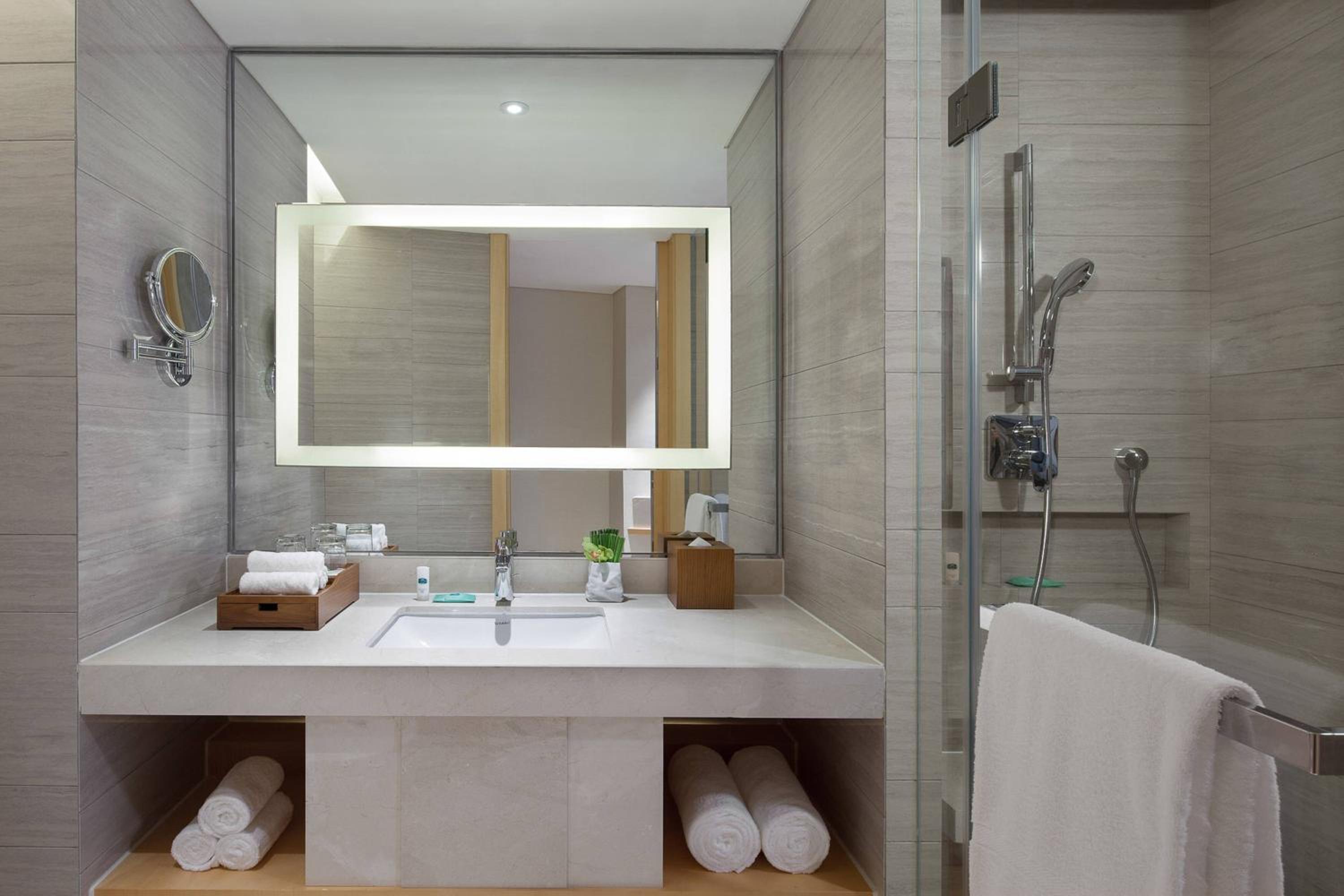 Executive Room, Executive level, Guest room, 2 Double photo 3