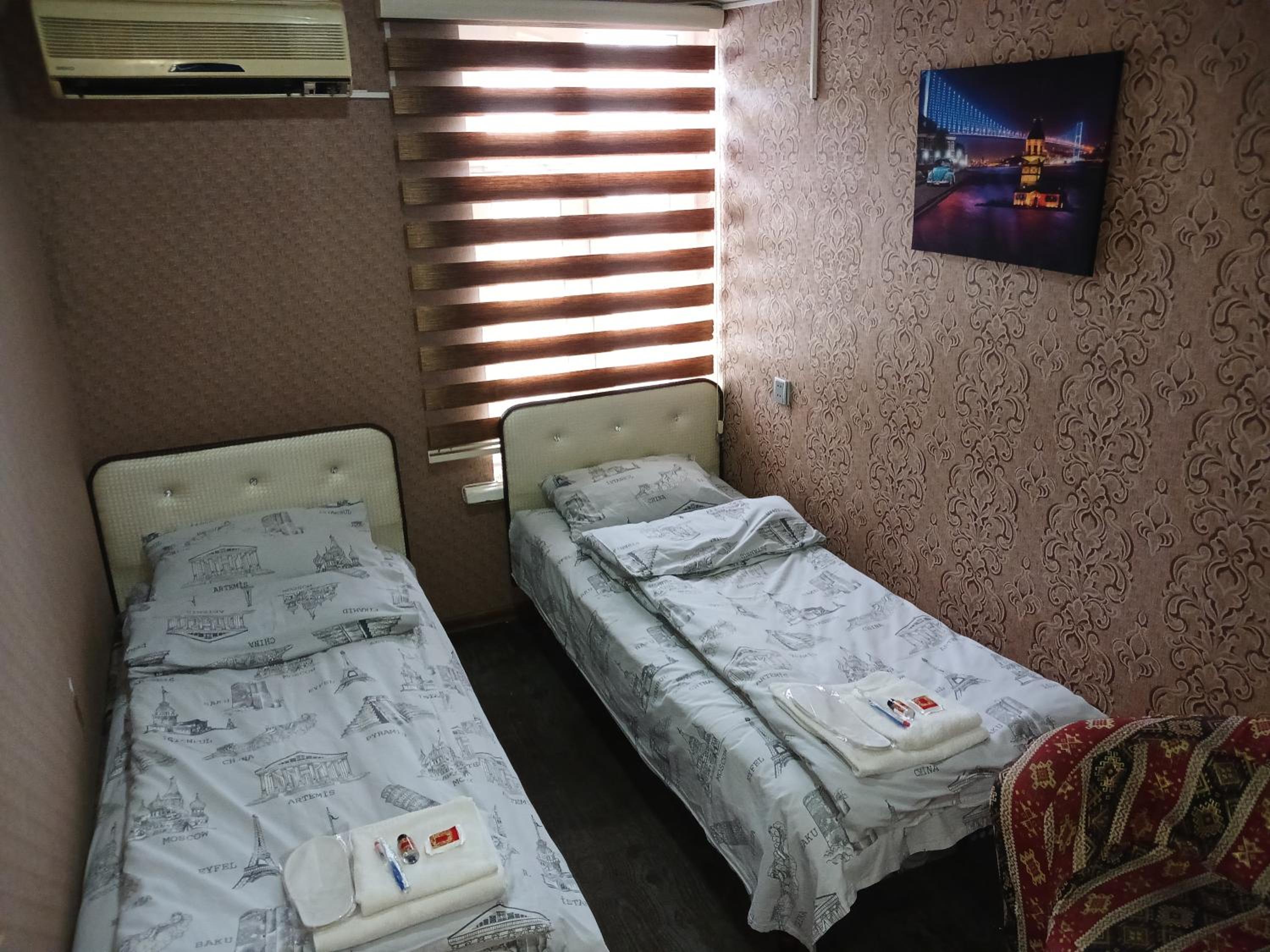 Large Twin Room photo 1