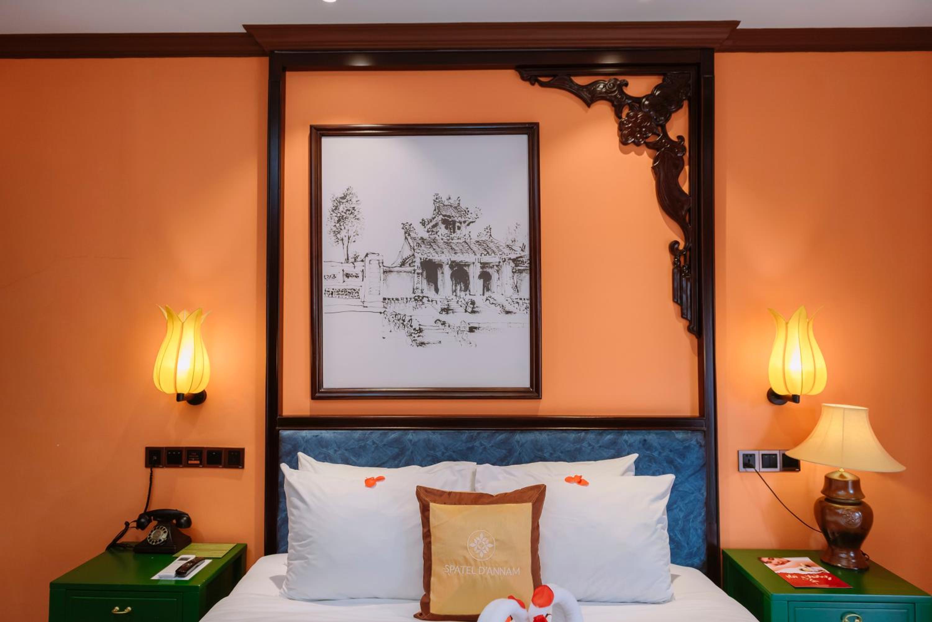 Deluxe King Room - Photo 6