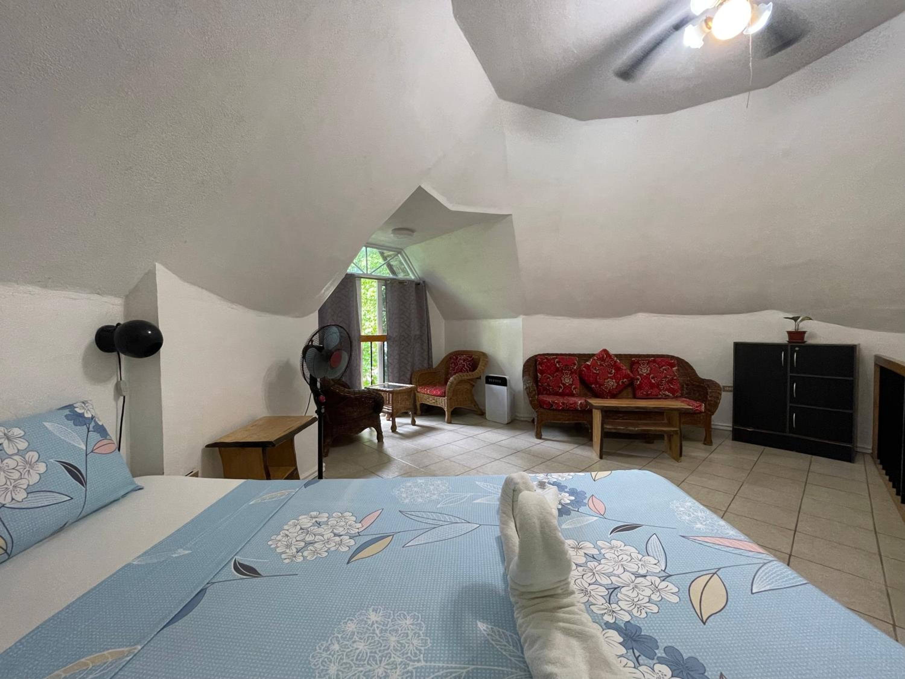 Family Room with Sea View photo 3