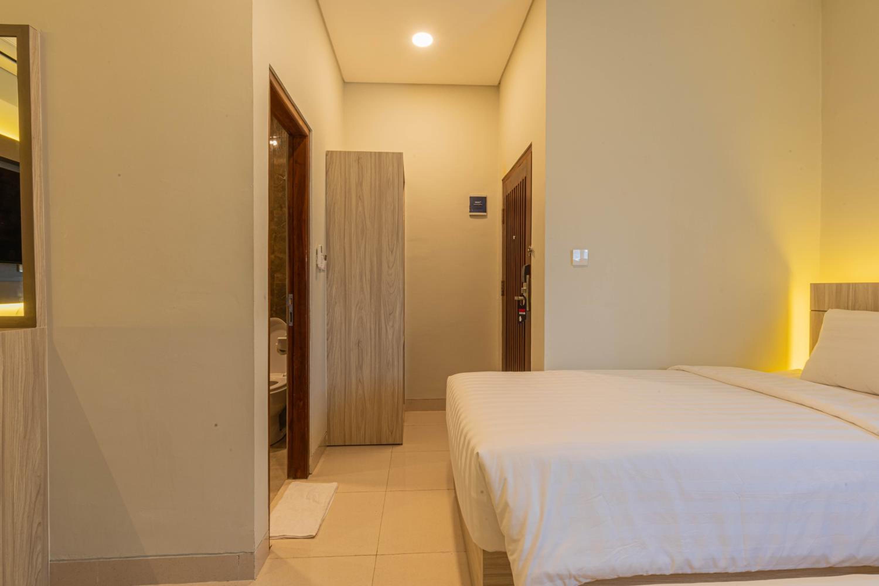 Superior Twin Room - Photo 16