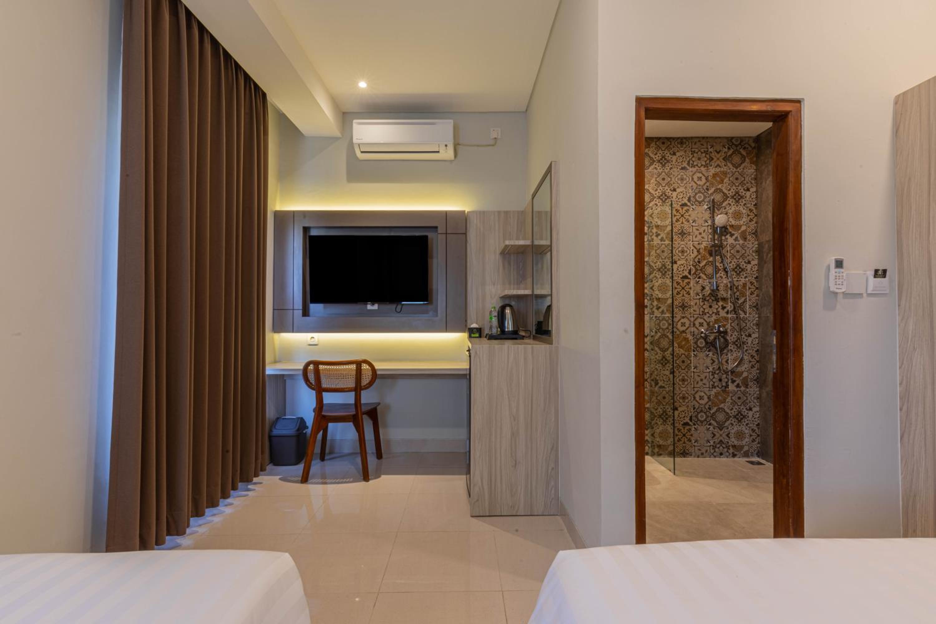 Superior Twin Room - Photo 18
