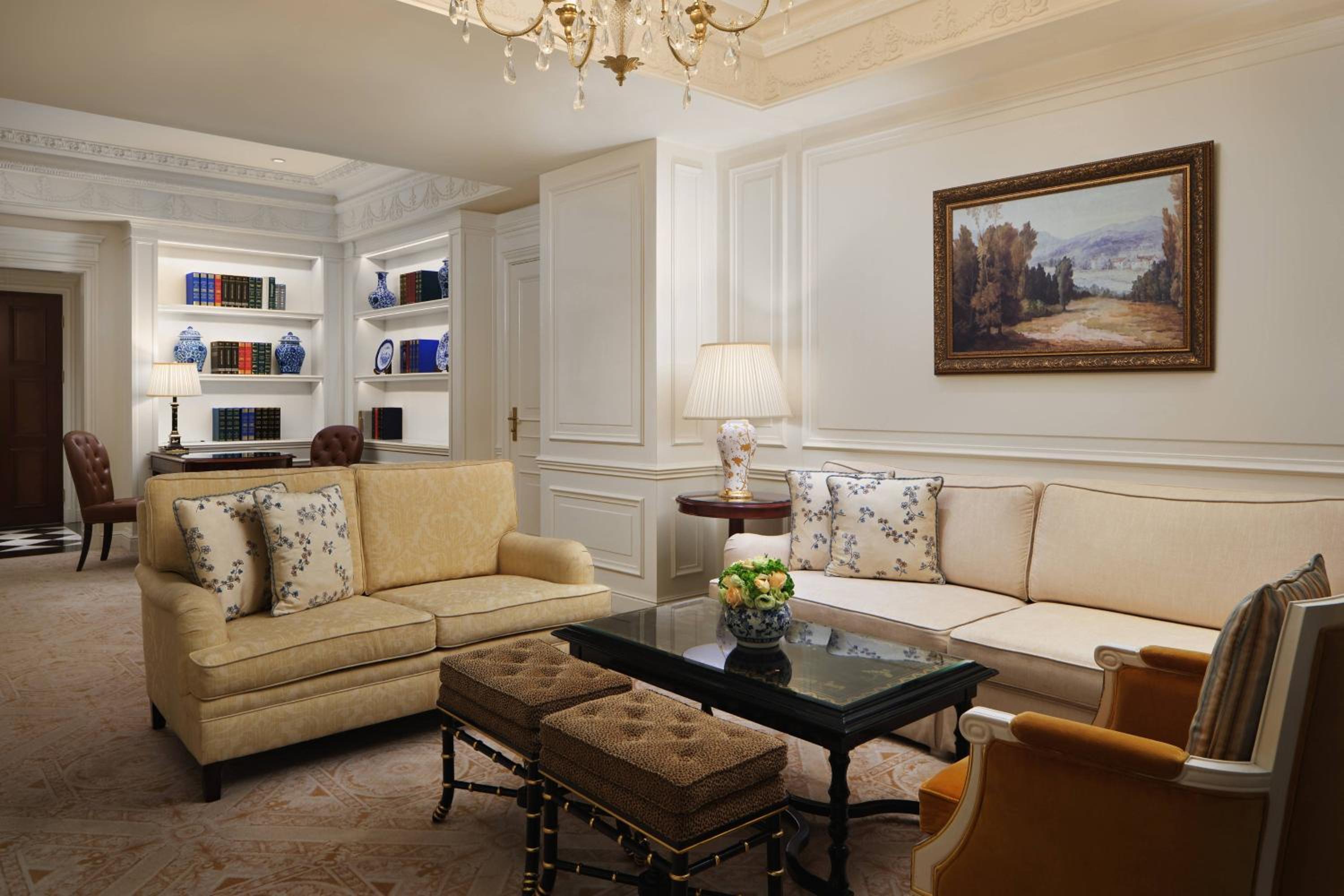 Club Executive Suite
