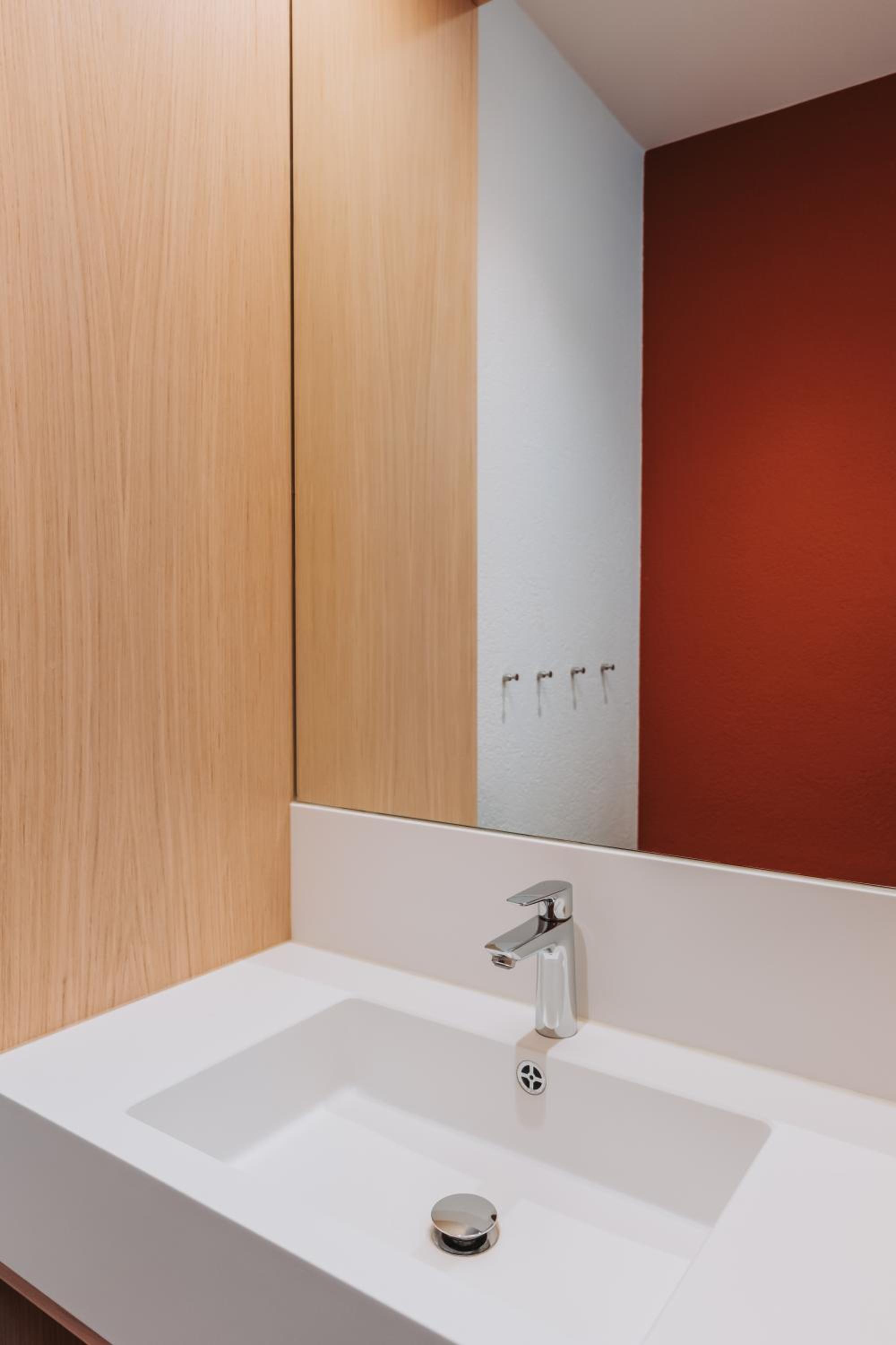 Single Room with Private Bathroom photo 3