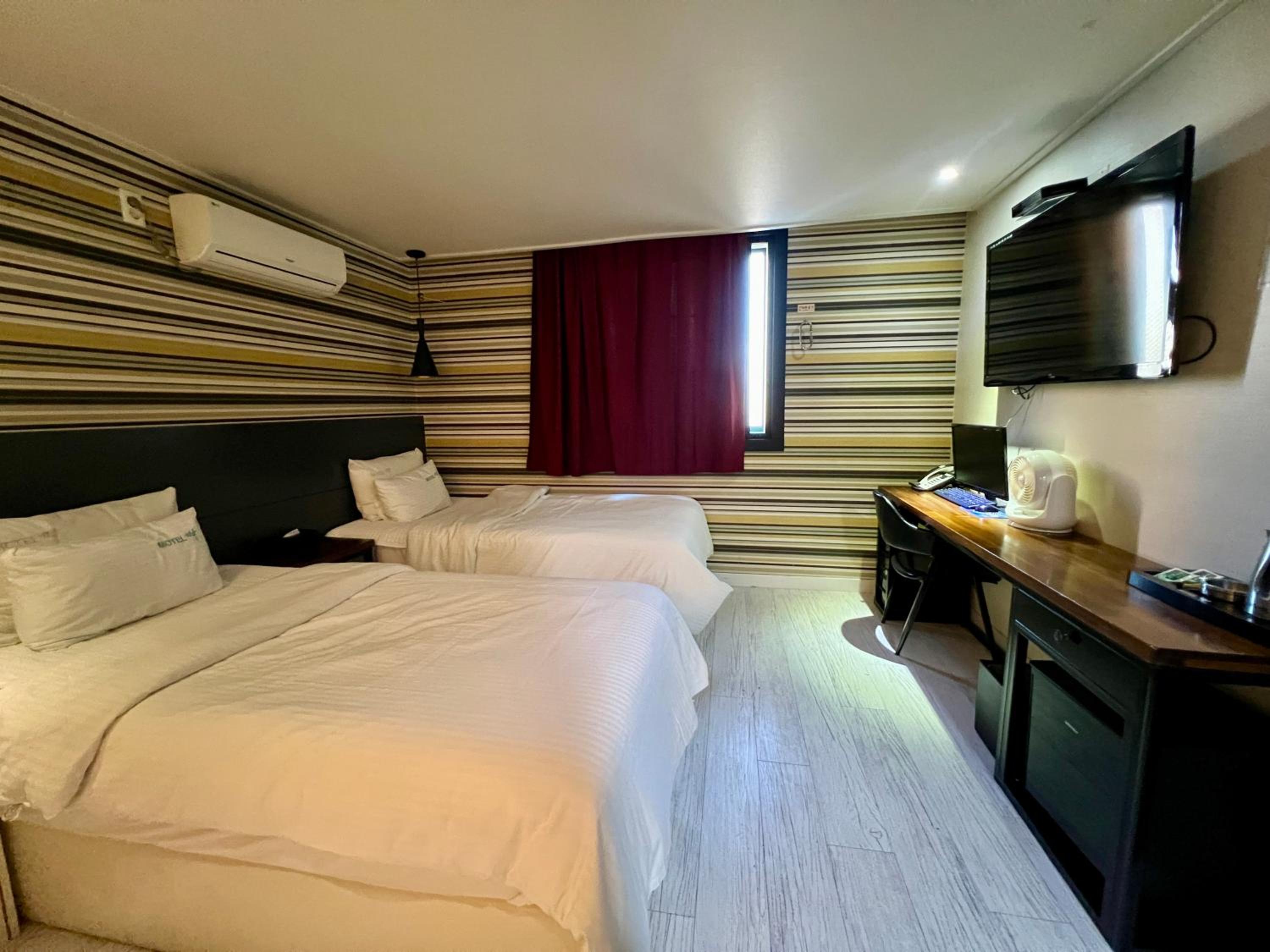 Twin Room photo 1