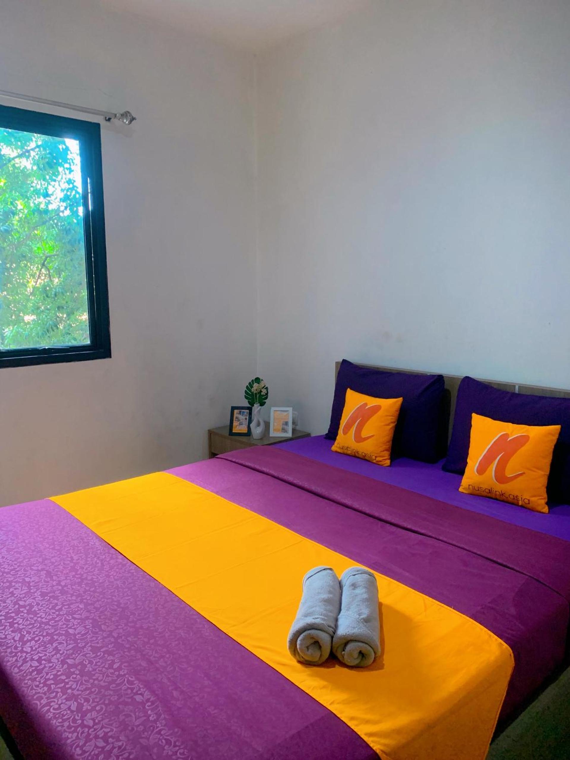 Standard Twin Room - Photo 6