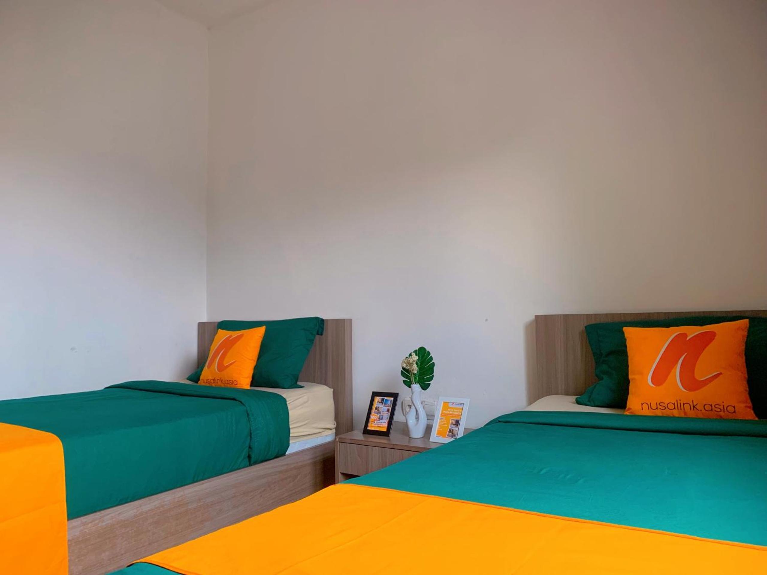 Standard Double Room - Photo 11