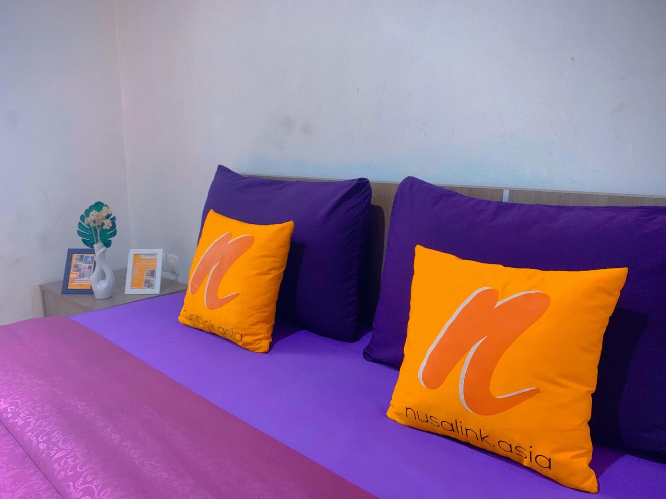 Standard Twin Room - Photo 8