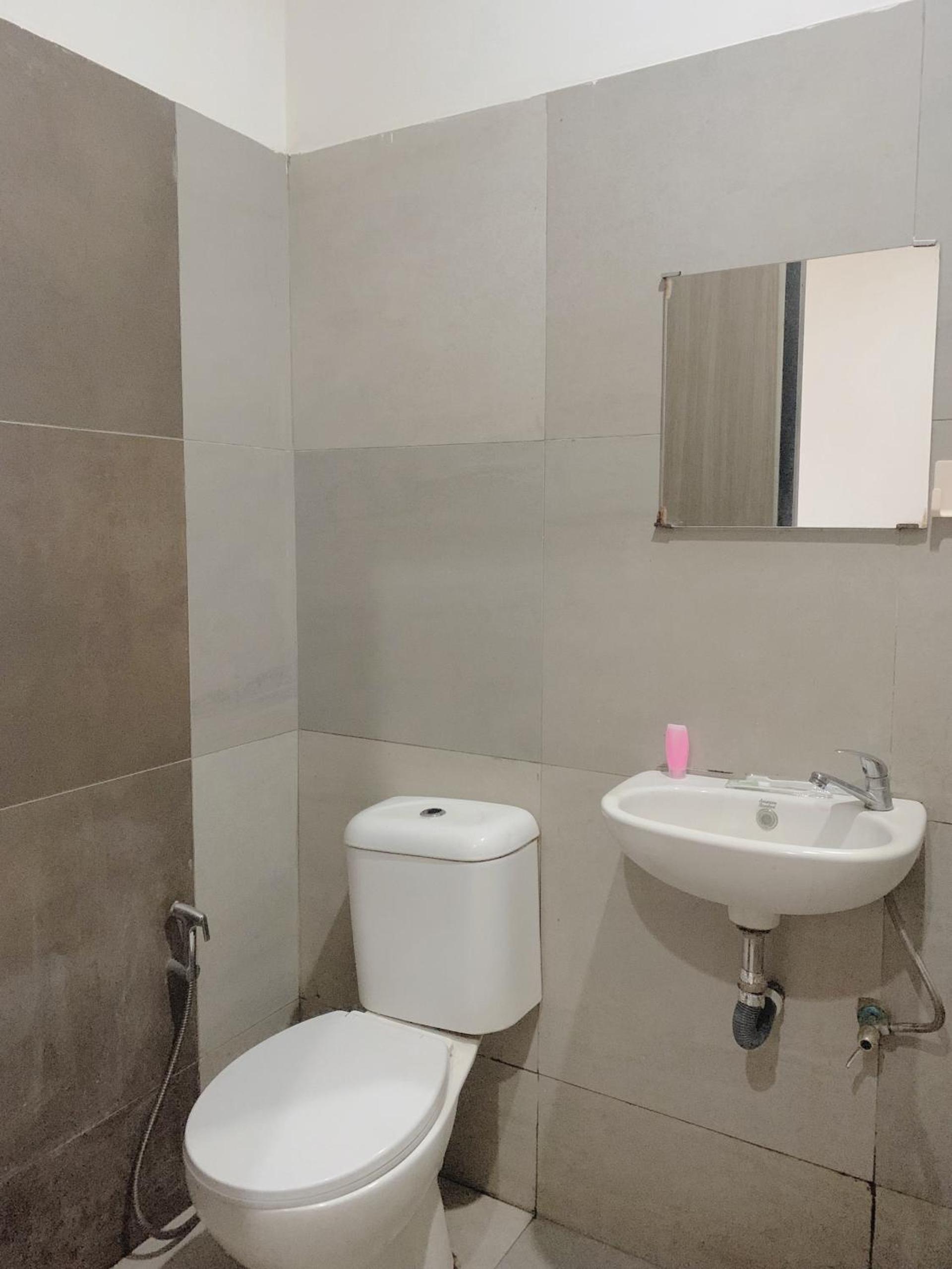 Standard Double Room - Photo 2